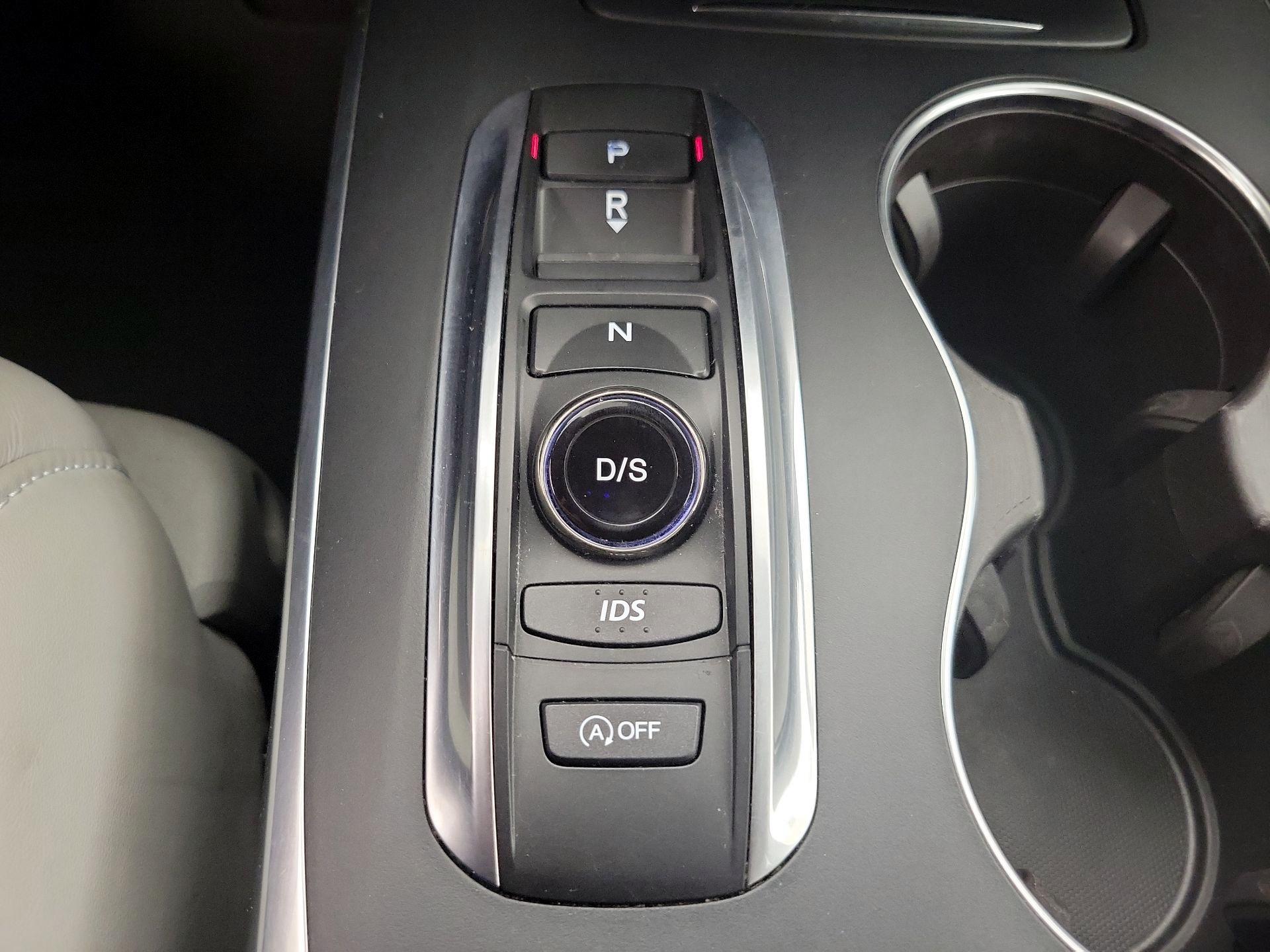 Thumbnail: 2016 Acura MDX - 18