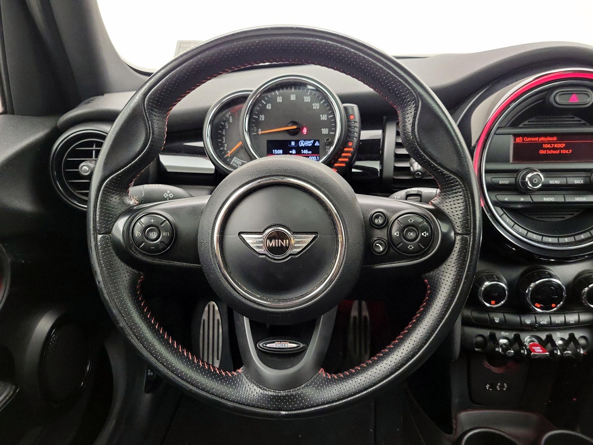 Thumbnail: 2015 MINI Cooper Hardtop - 10