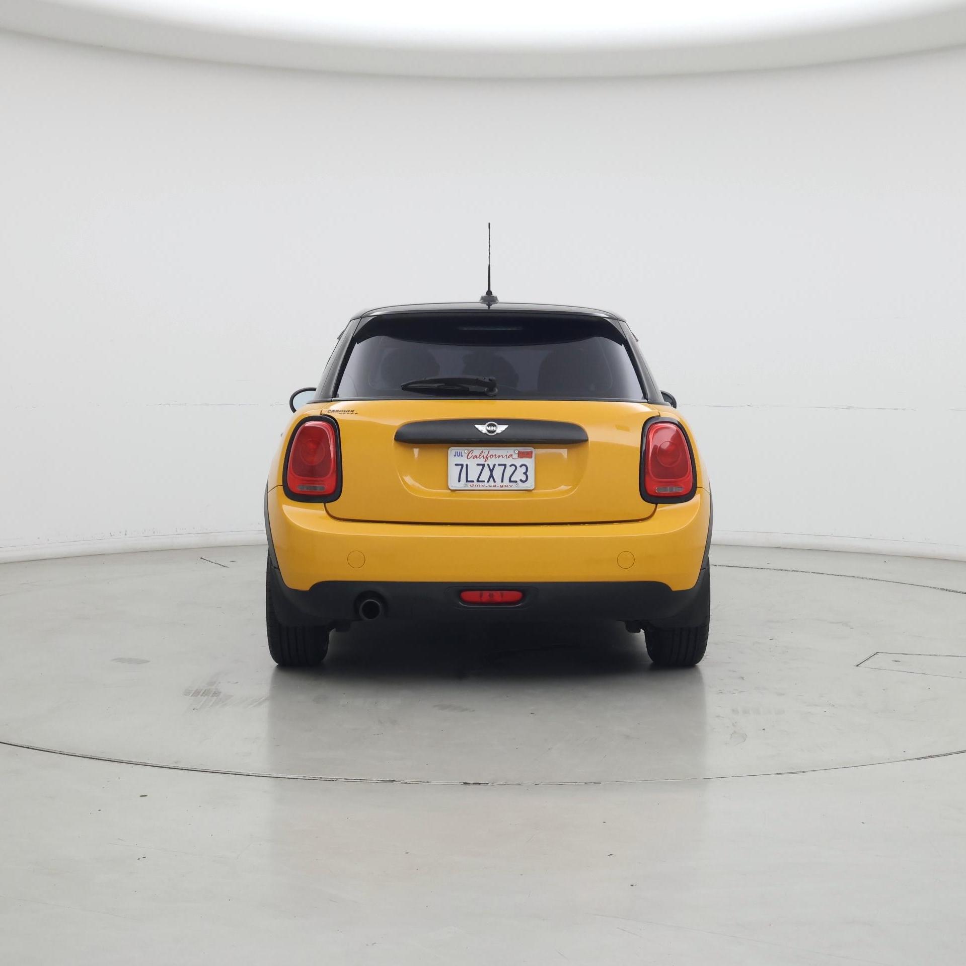 Thumbnail: 2015 MINI Cooper Hardtop - 6