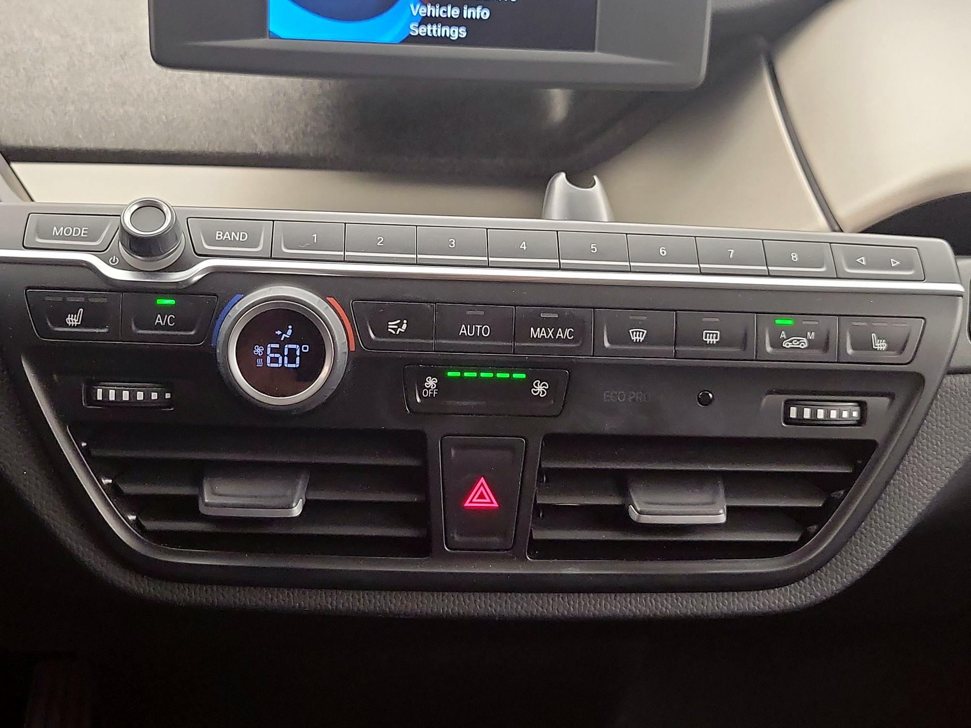 Thumbnail: 2017 BMW i3 - 17