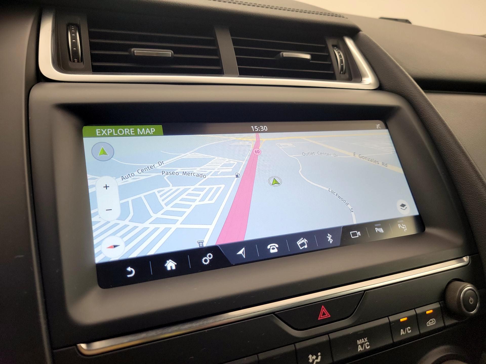 Thumbnail: 2019 Jaguar E-Pace - 14