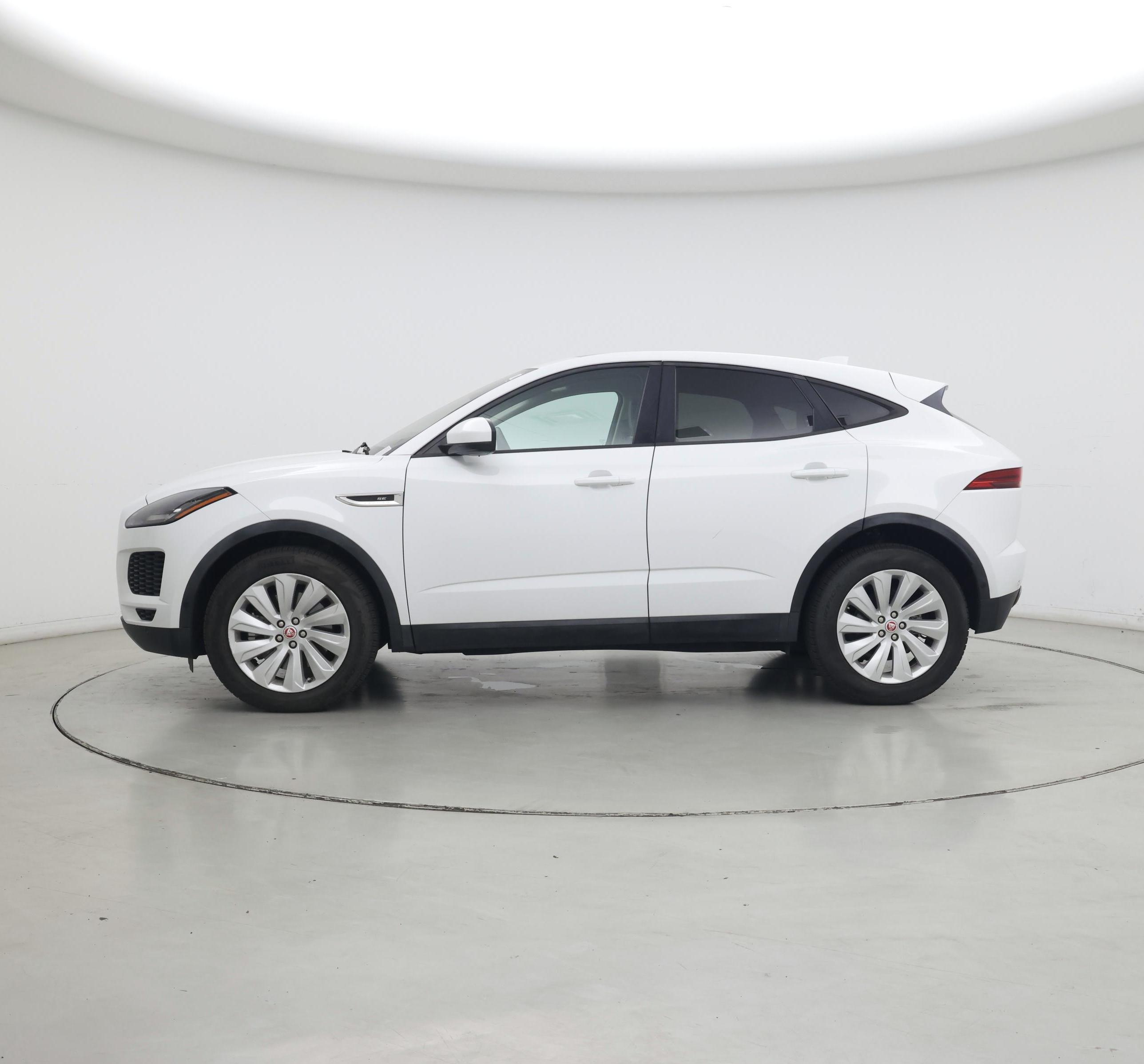 Thumbnail: 2019 Jaguar E-Pace - 3