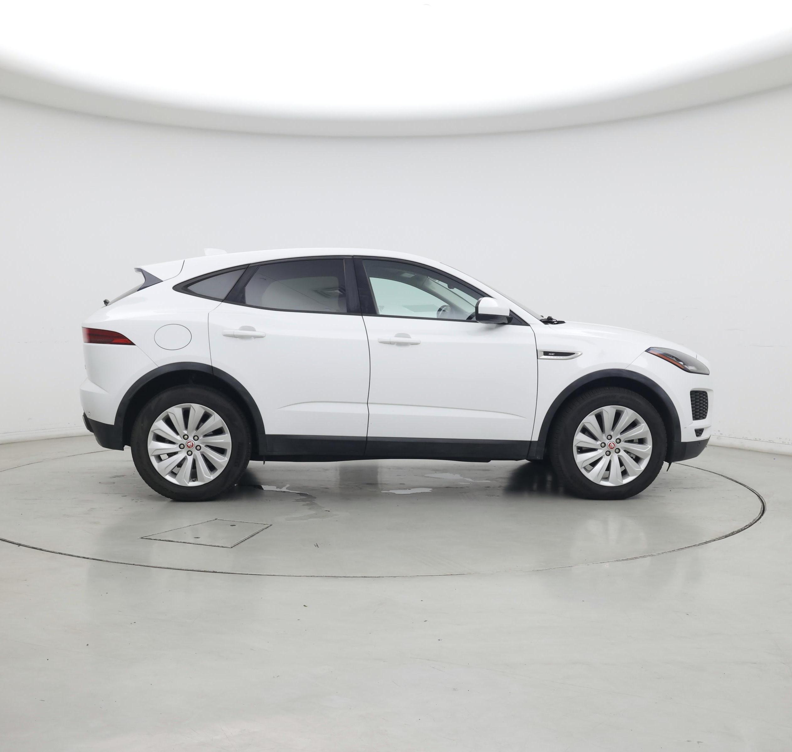 Thumbnail: 2019 Jaguar E-Pace - 7