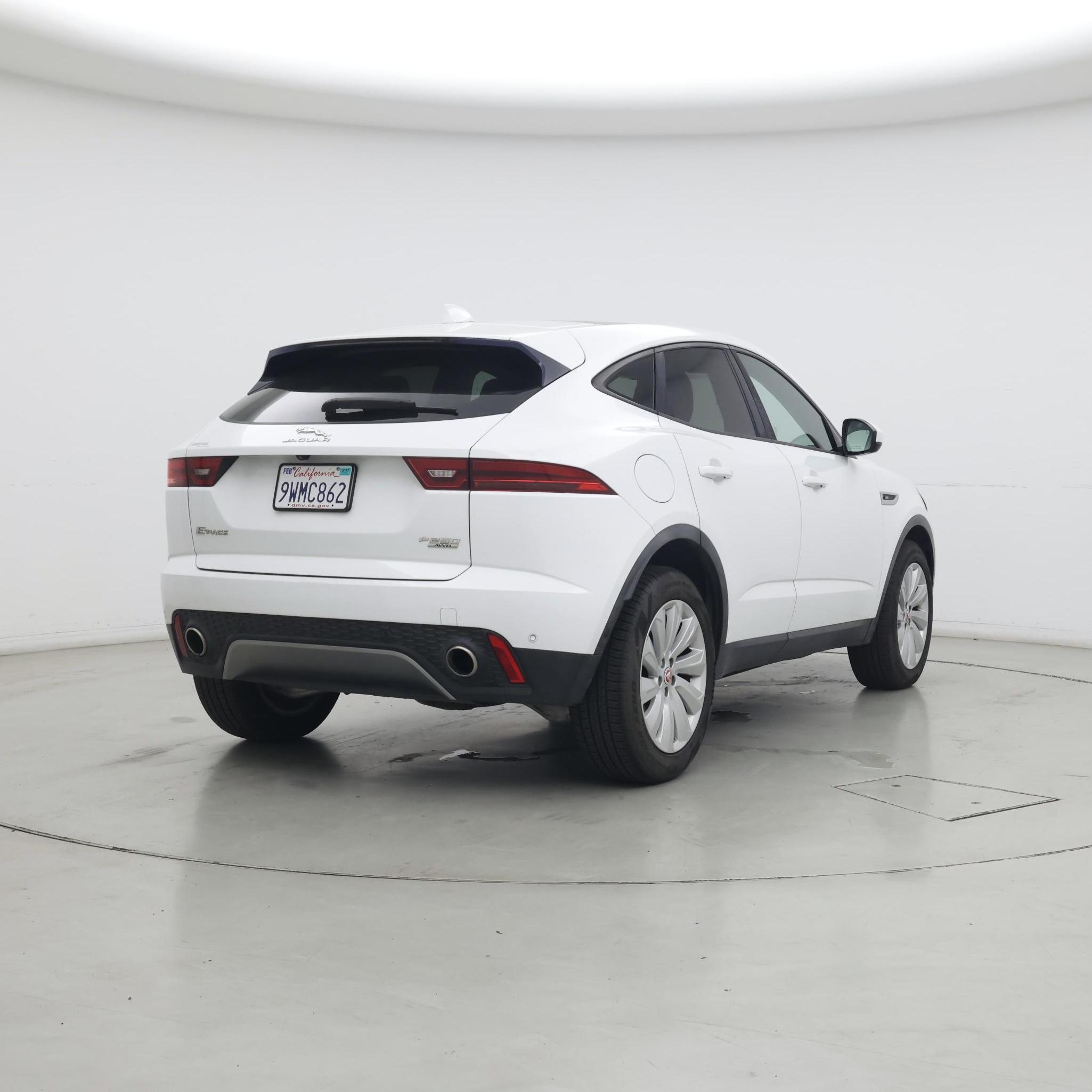 Thumbnail: 2019 Jaguar E-Pace - 8