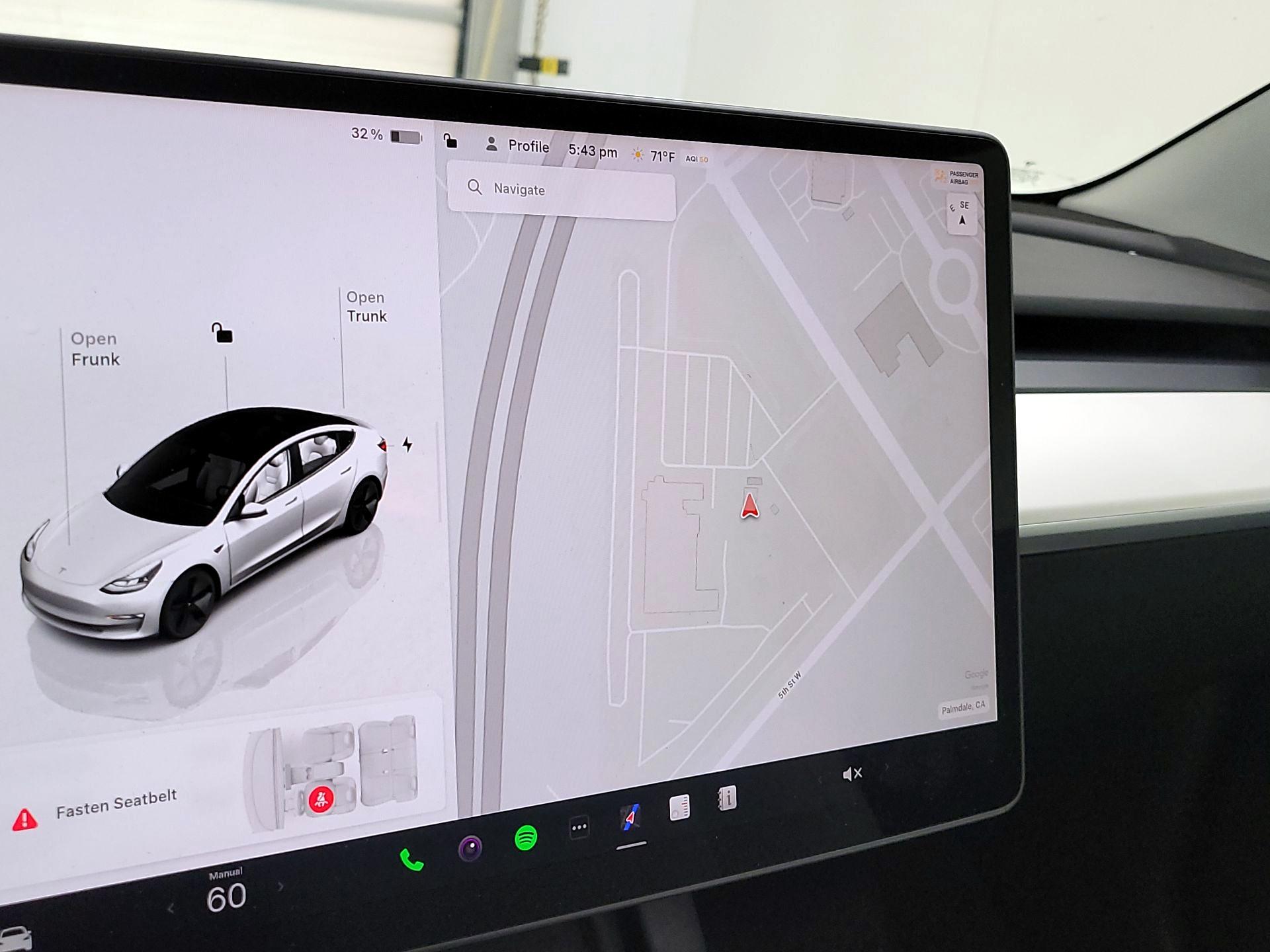 Thumbnail: 2022 Tesla Model 3 - 13