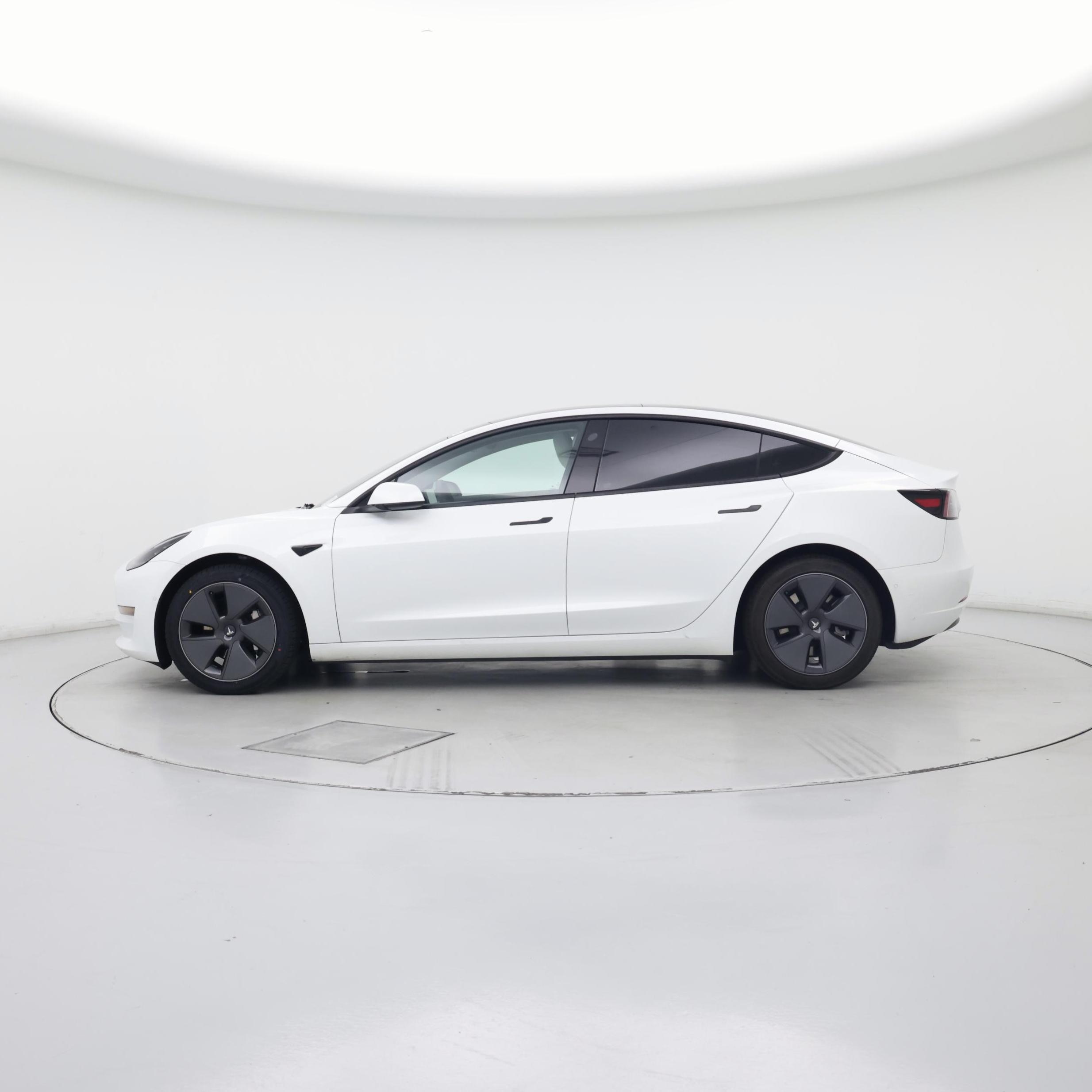 Thumbnail: 2022 Tesla Model 3 - 3