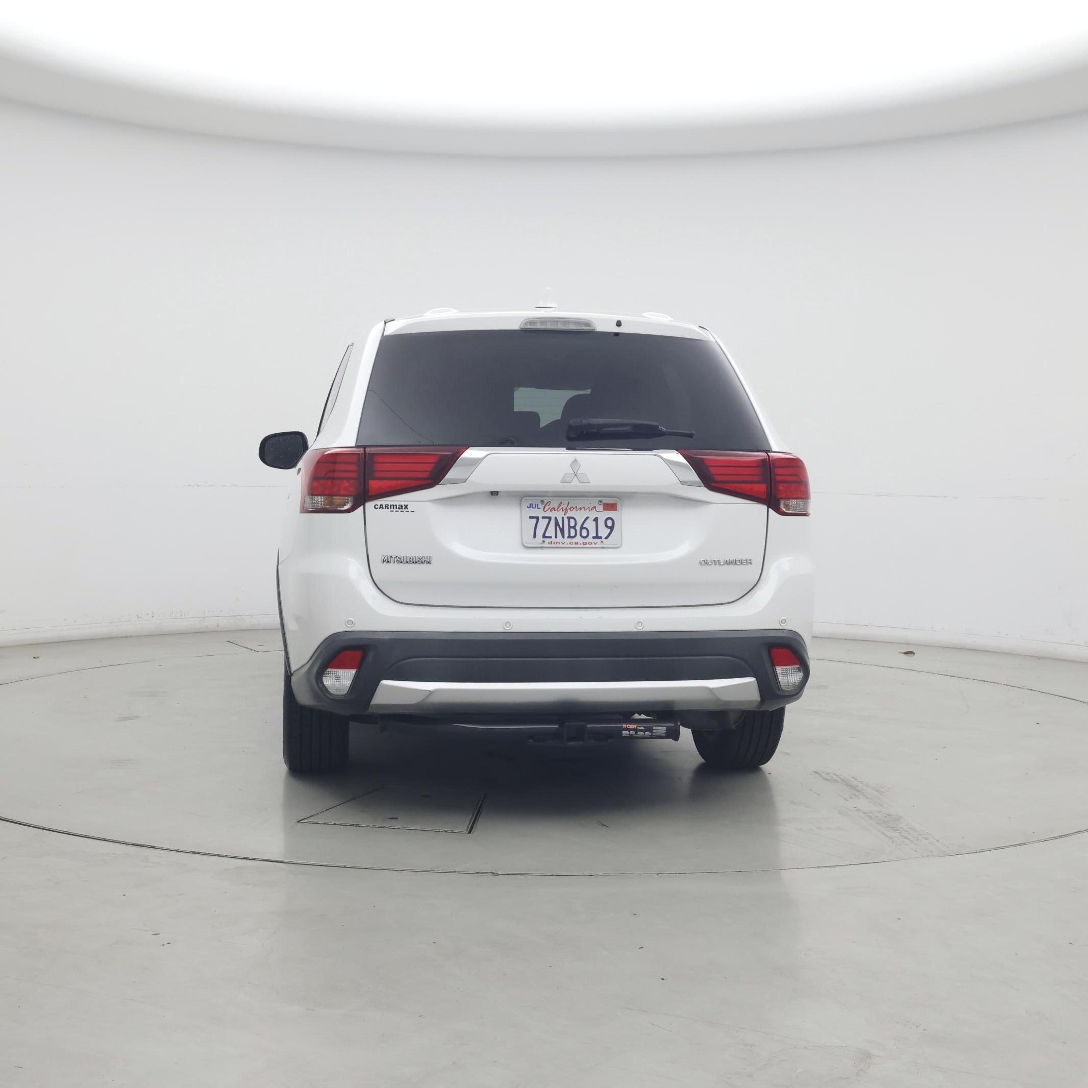 Thumbnail: 2017 Mitsubishi Outlander - 6