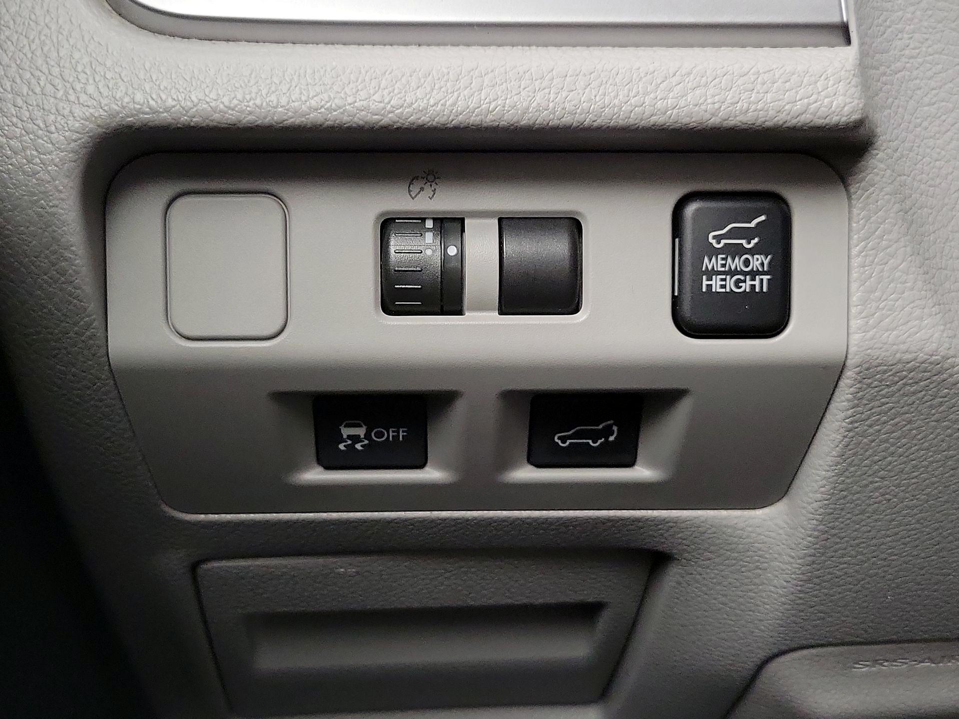 Thumbnail: 2014 Subaru Forester - 13