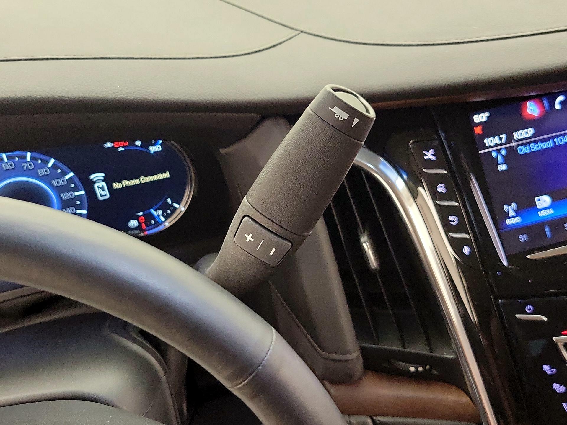 Thumbnail: 2016 Cadillac Escalade - 17