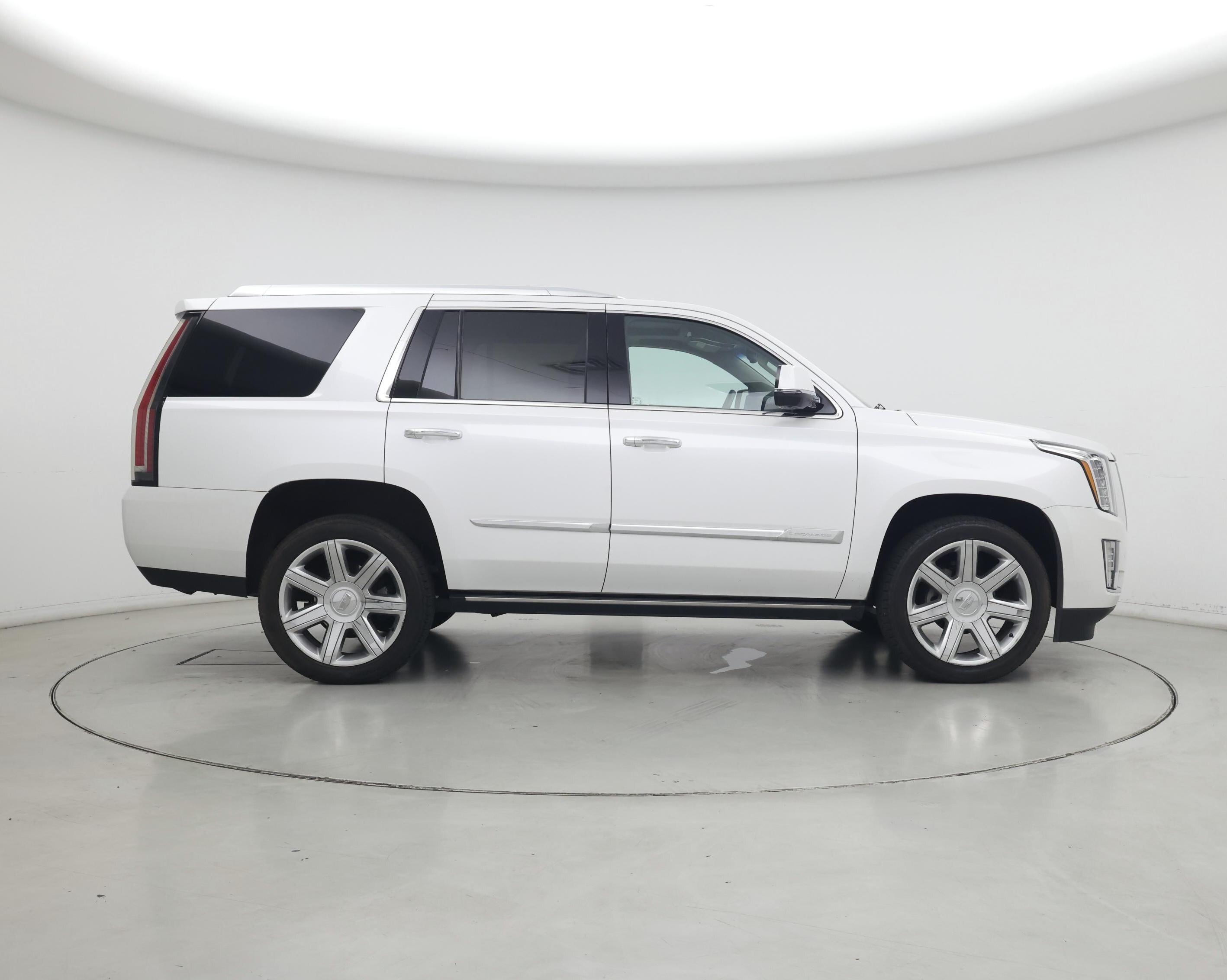Thumbnail: 2016 Cadillac Escalade - 7