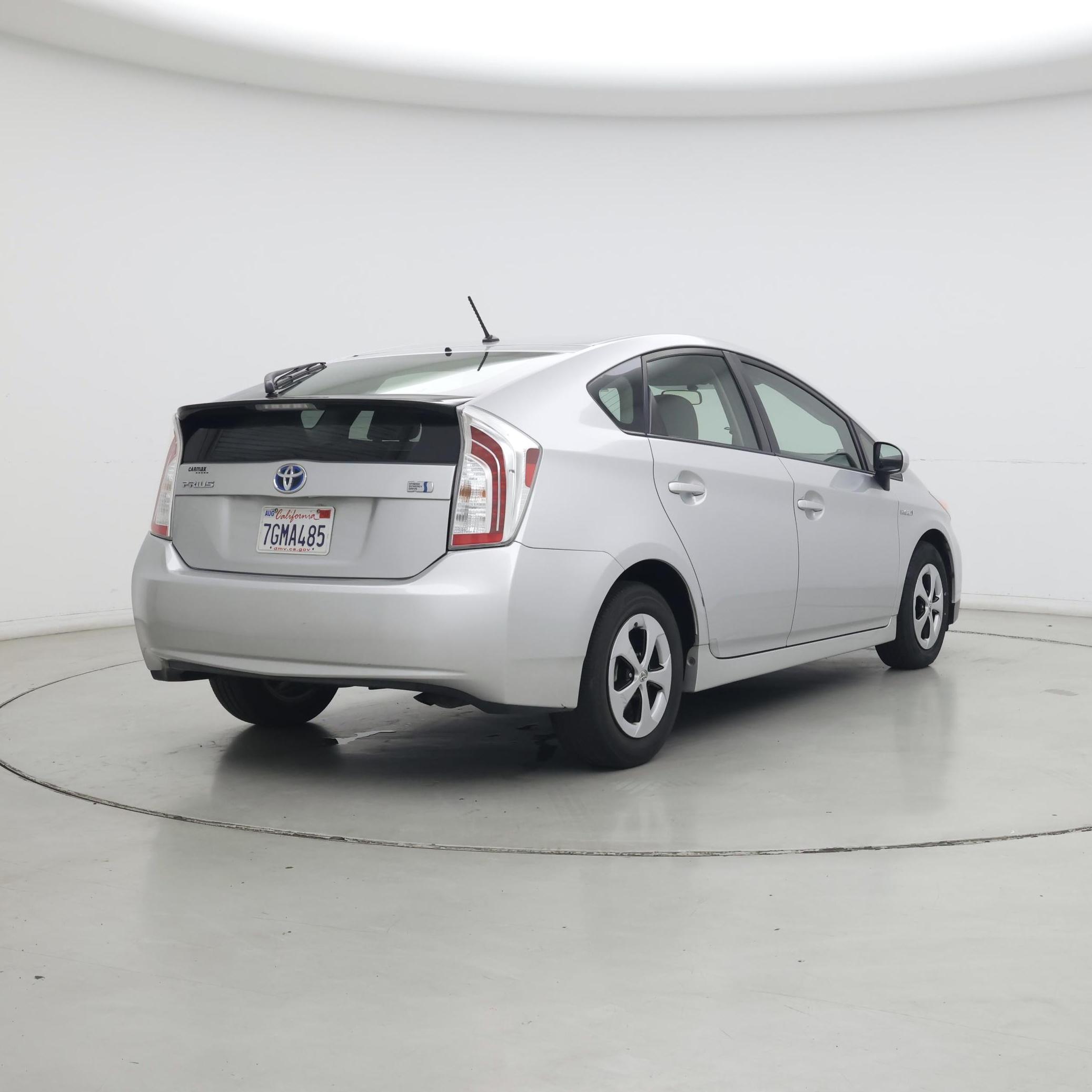 Thumbnail: 2014 Toyota Prius - 8