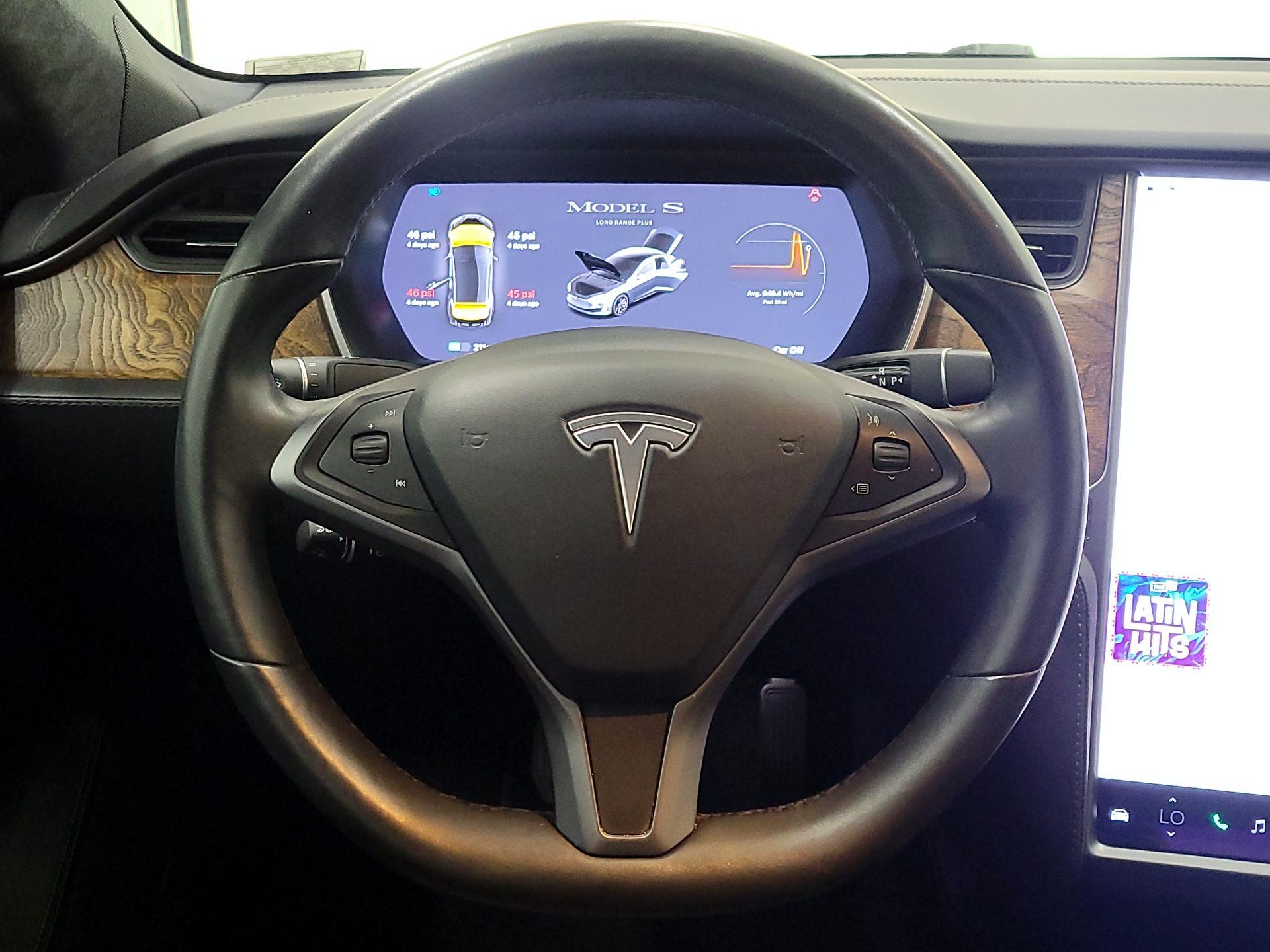 Thumbnail: 2020 Tesla Model S - 10