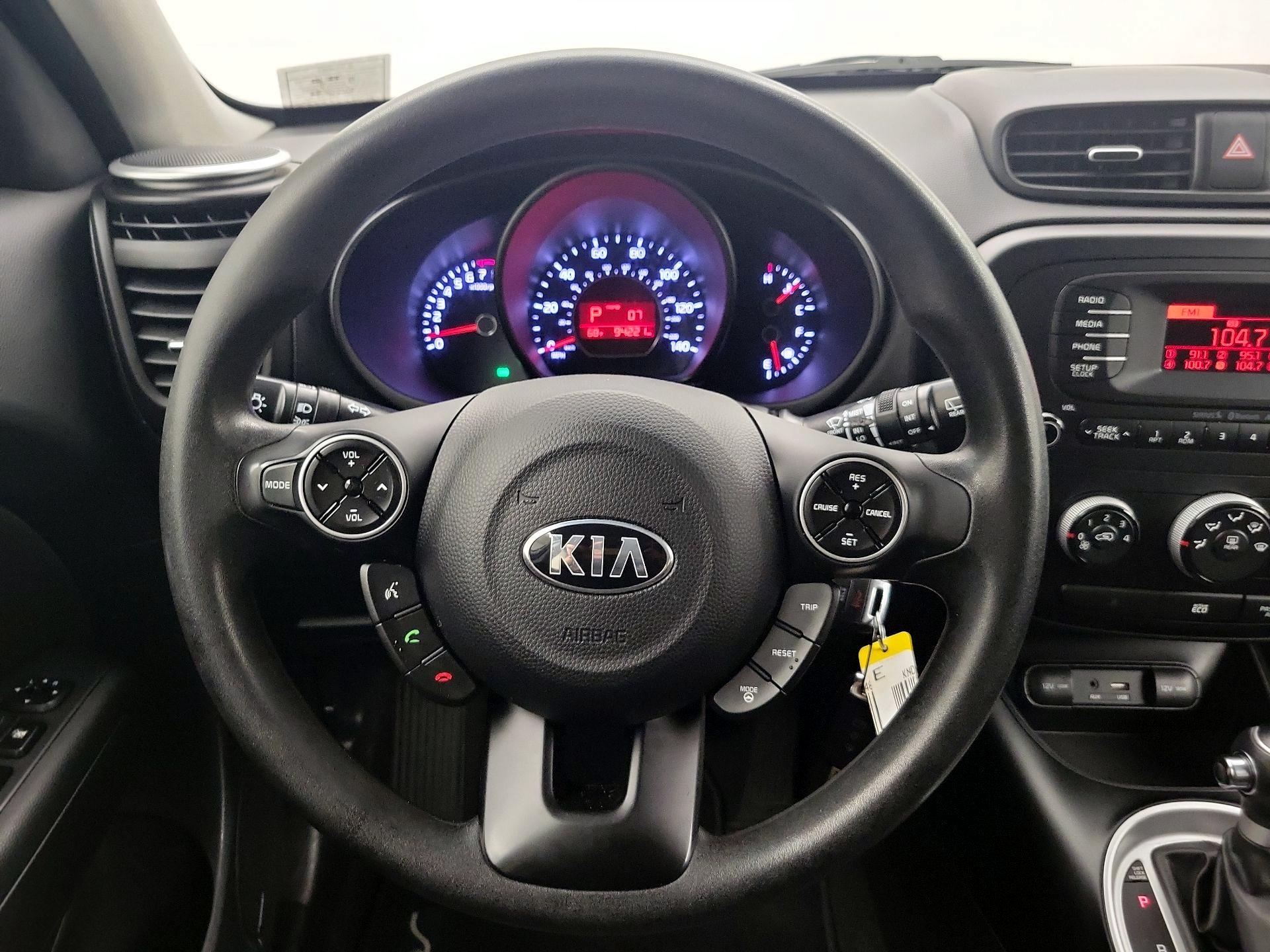 Thumbnail: 2016 Kia Soul - 10