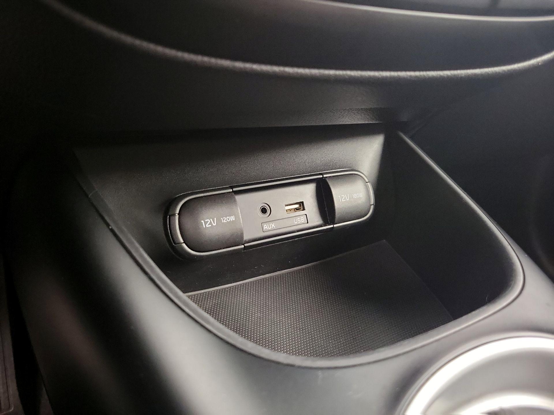 Thumbnail: 2016 Kia Soul - 17