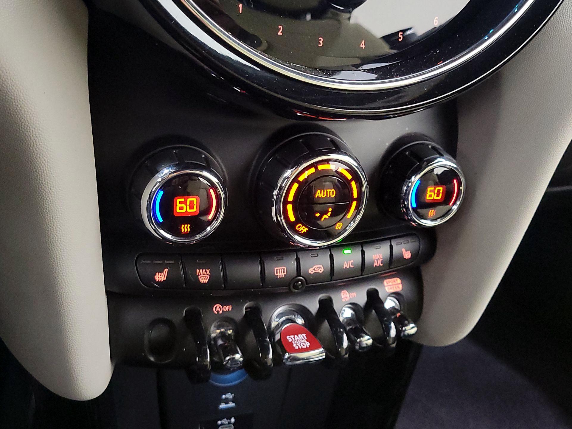 Thumbnail: 2022 MINI Cooper - 17