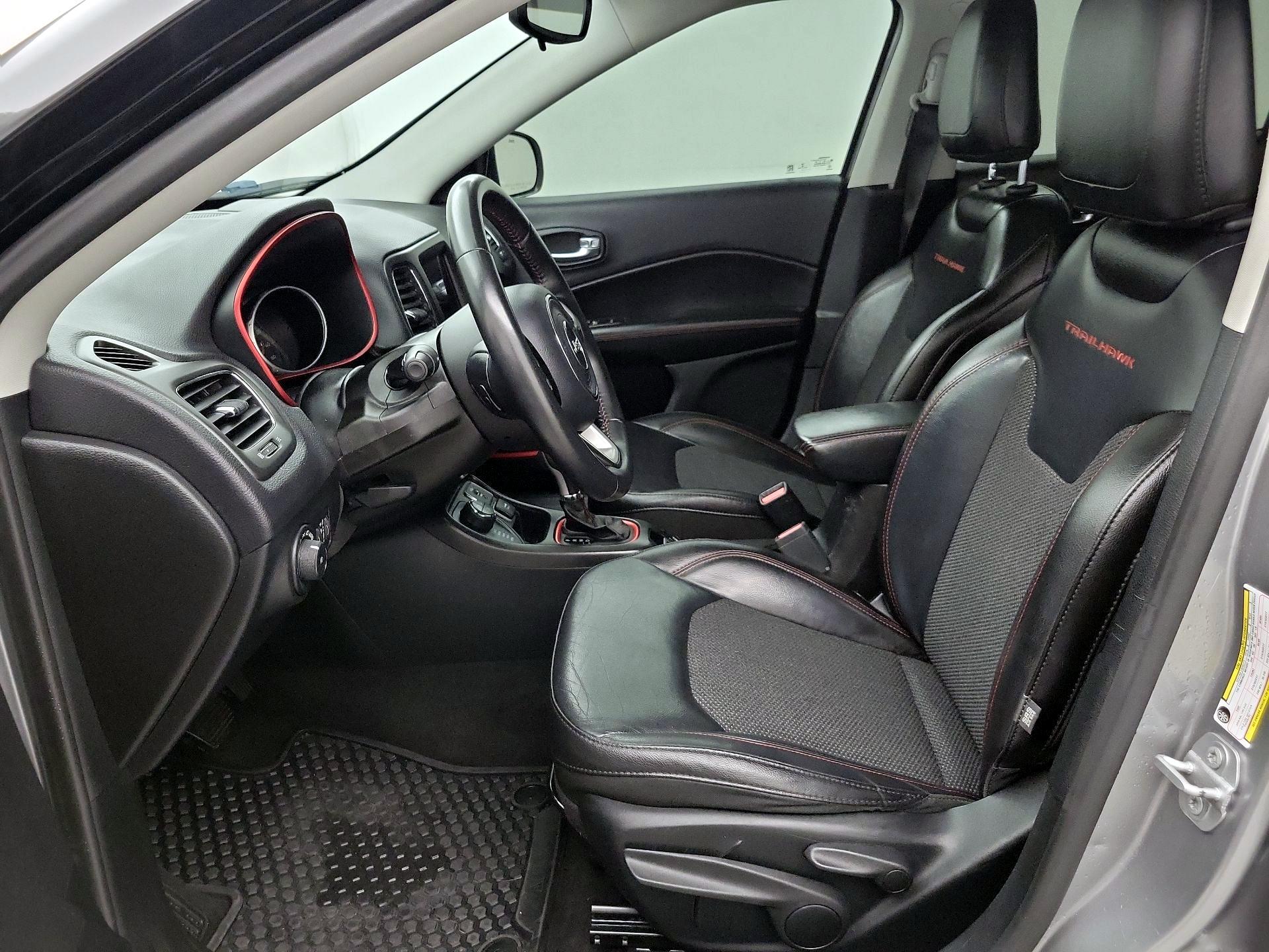 Thumbnail: 2019 Jeep Compass - 11