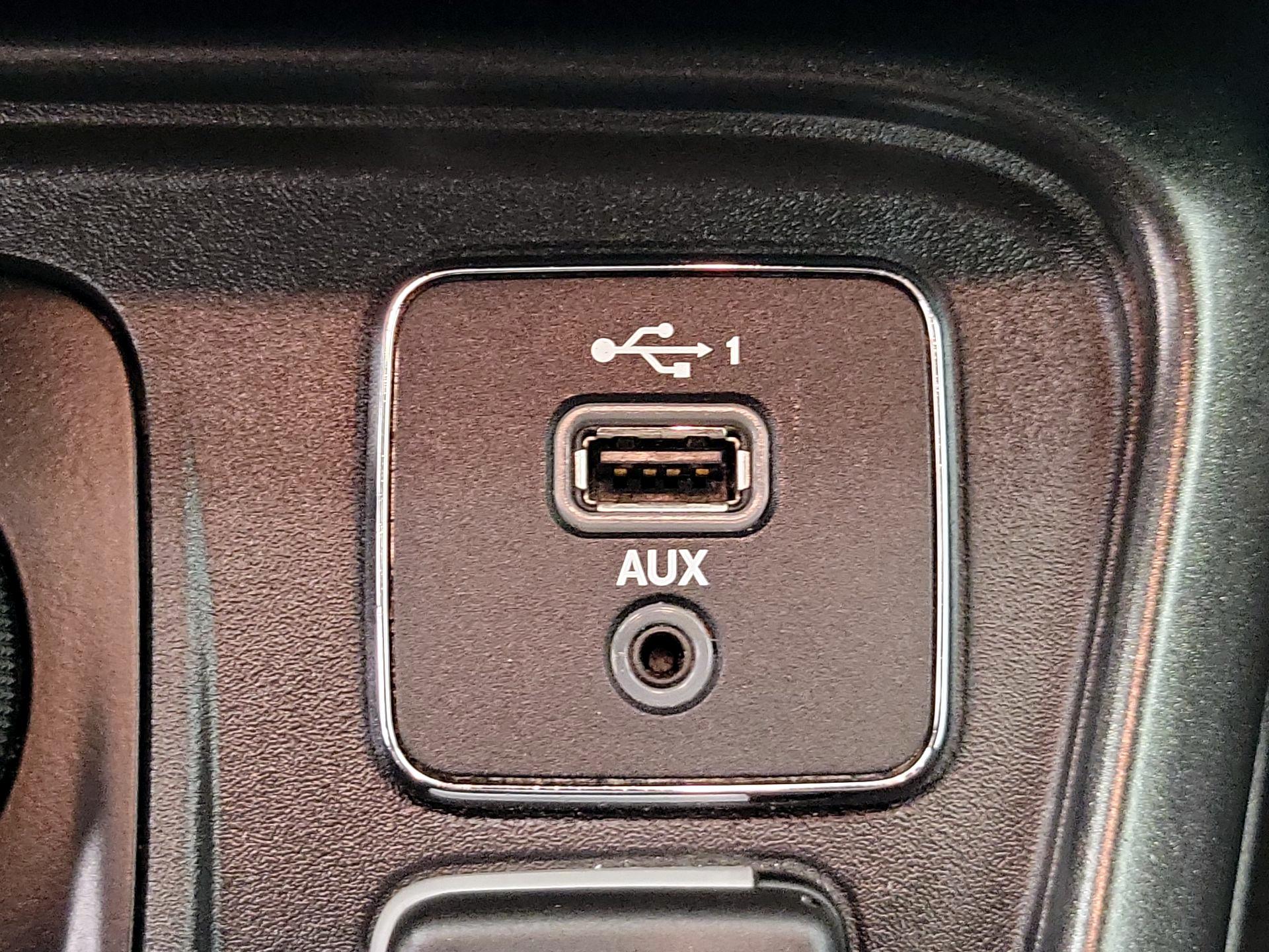 Thumbnail: 2019 Jeep Compass - 18