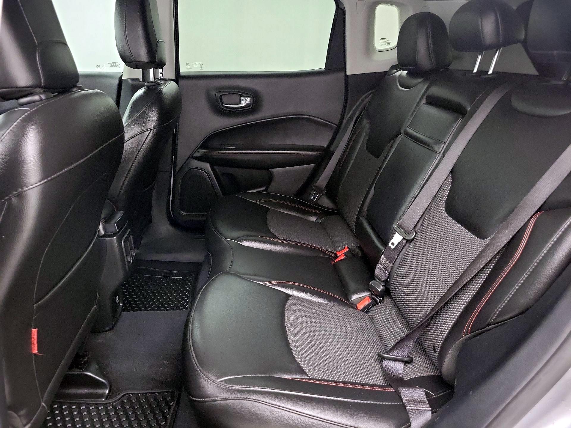 Thumbnail: 2019 Jeep Compass - 19