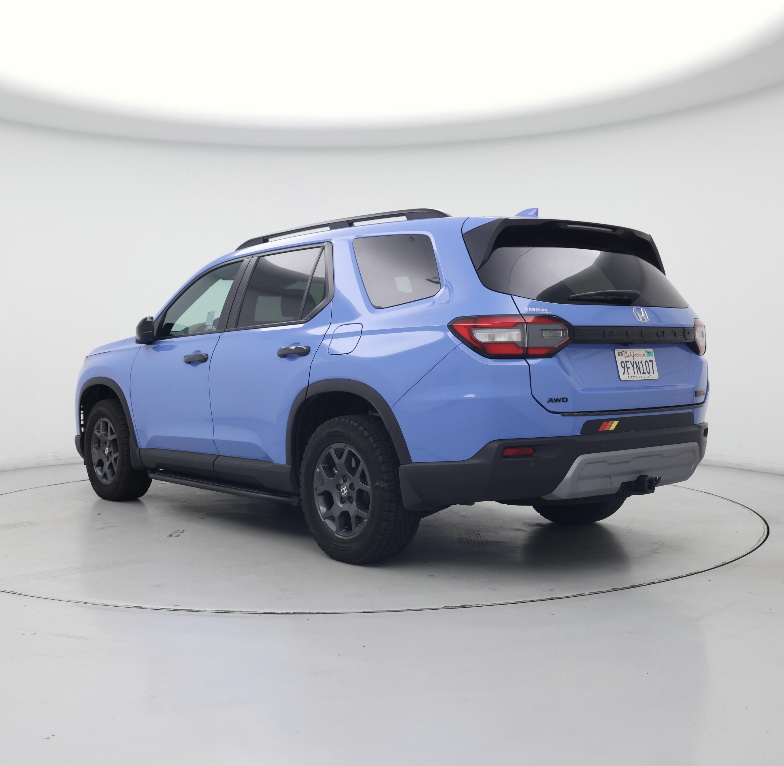 Thumbnail: 2023 Honda Pilot - 2