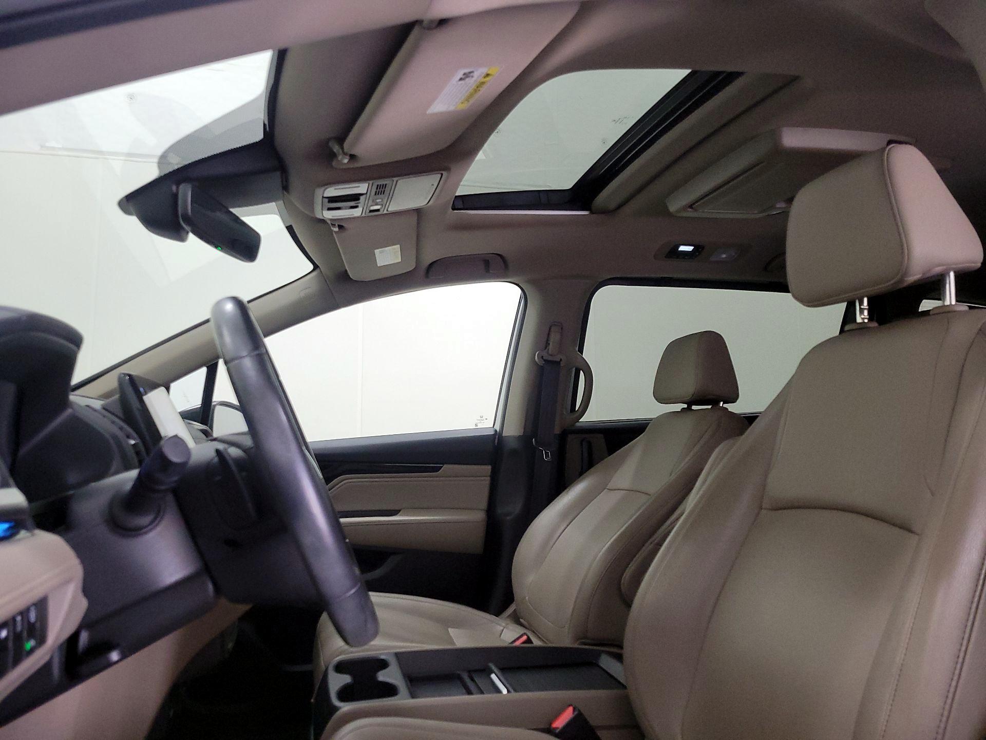 Thumbnail: 2021 Honda Odyssey - 20