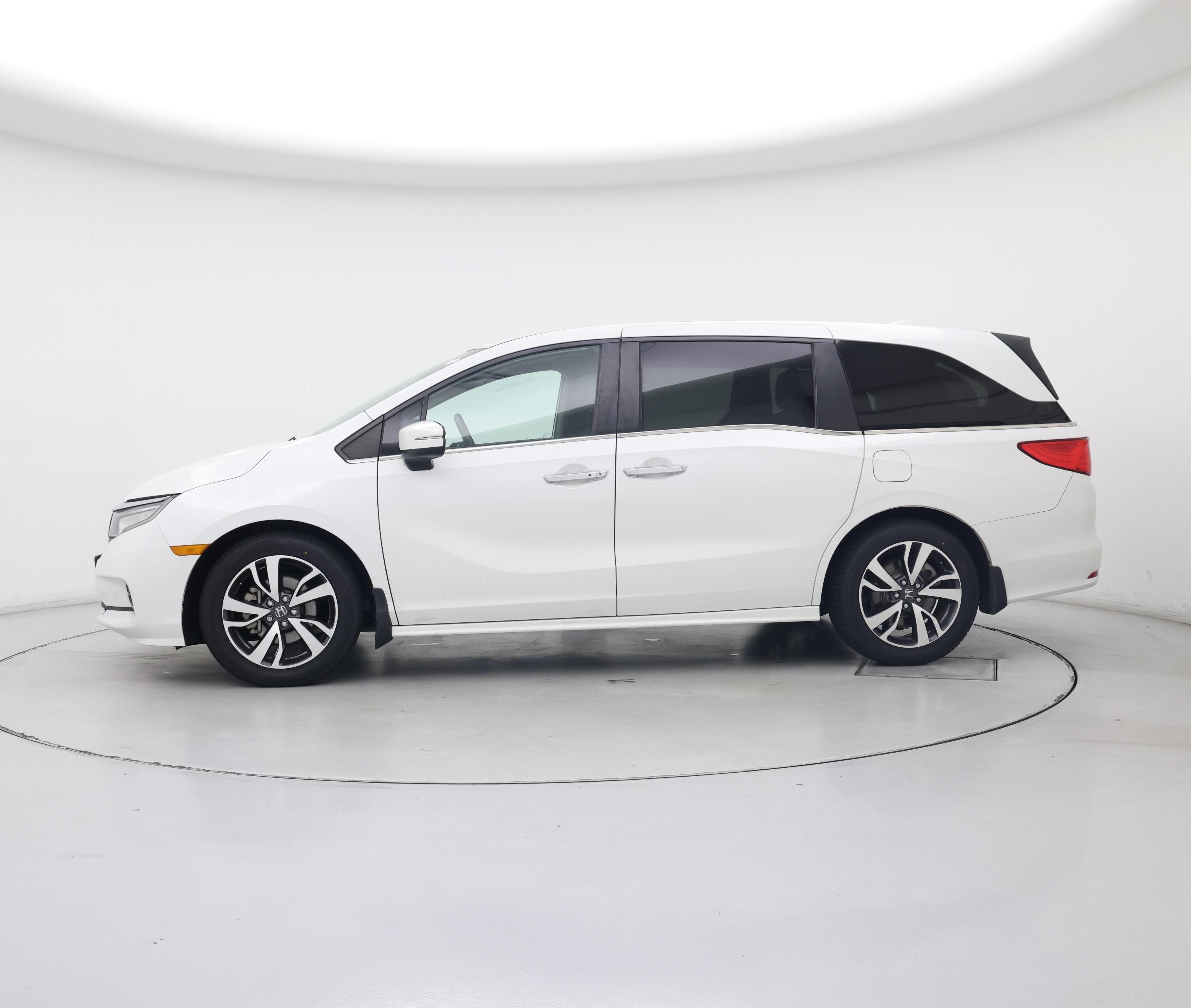 Thumbnail: 2021 Honda Odyssey - 3