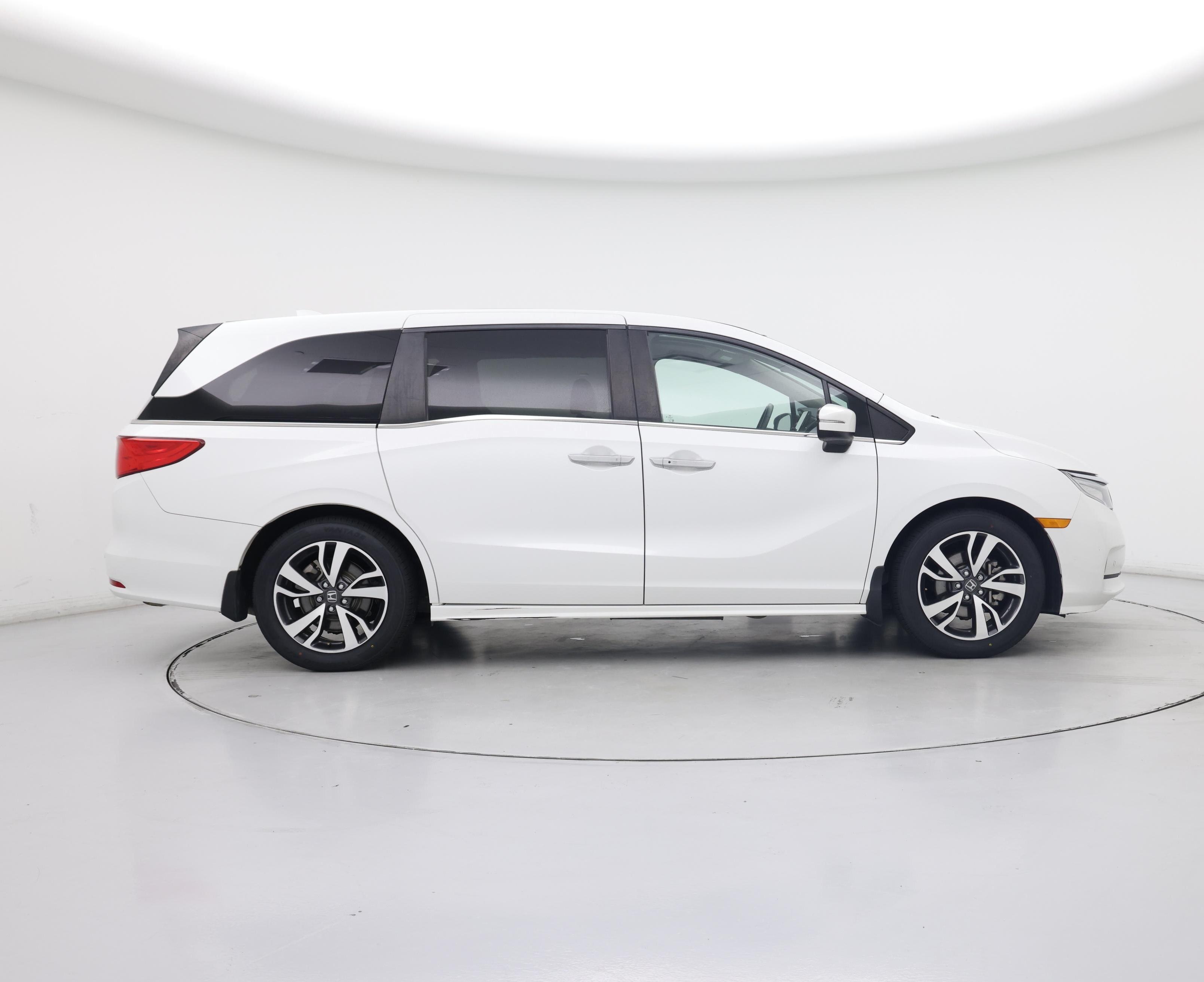 Thumbnail: 2021 Honda Odyssey - 7