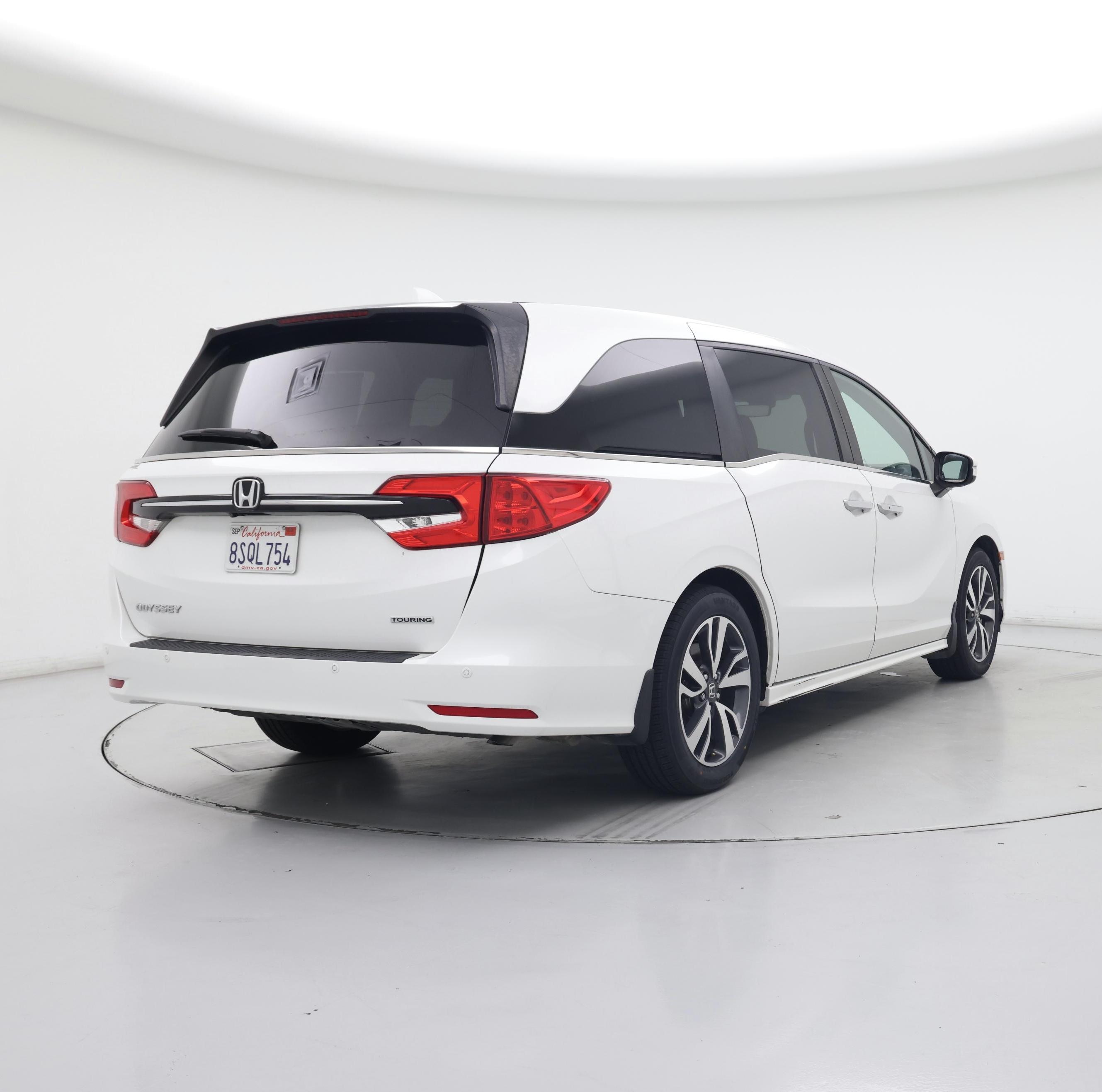 Thumbnail: 2021 Honda Odyssey - 8