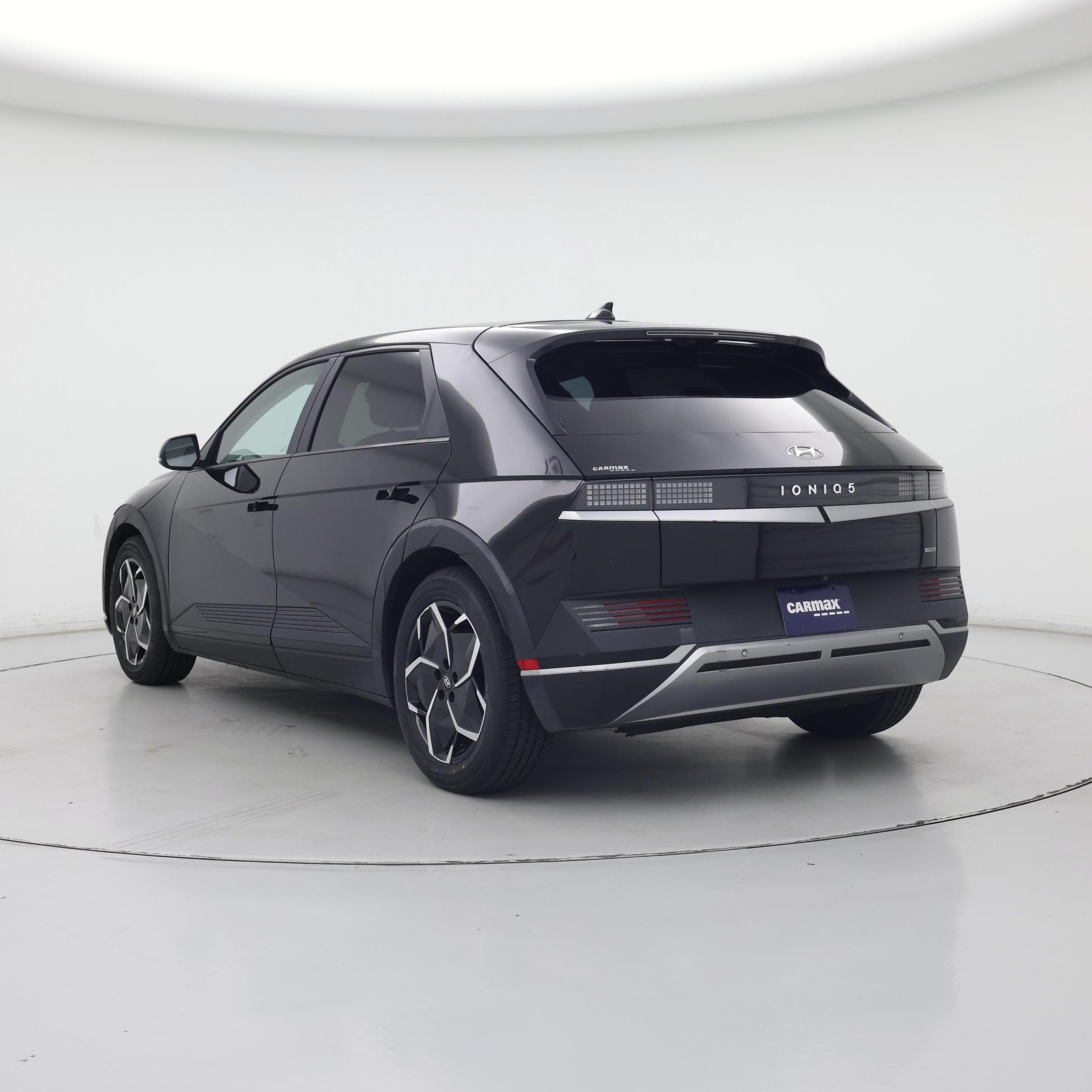 Thumbnail: 2023 Hyundai Ioniq 5 - 2