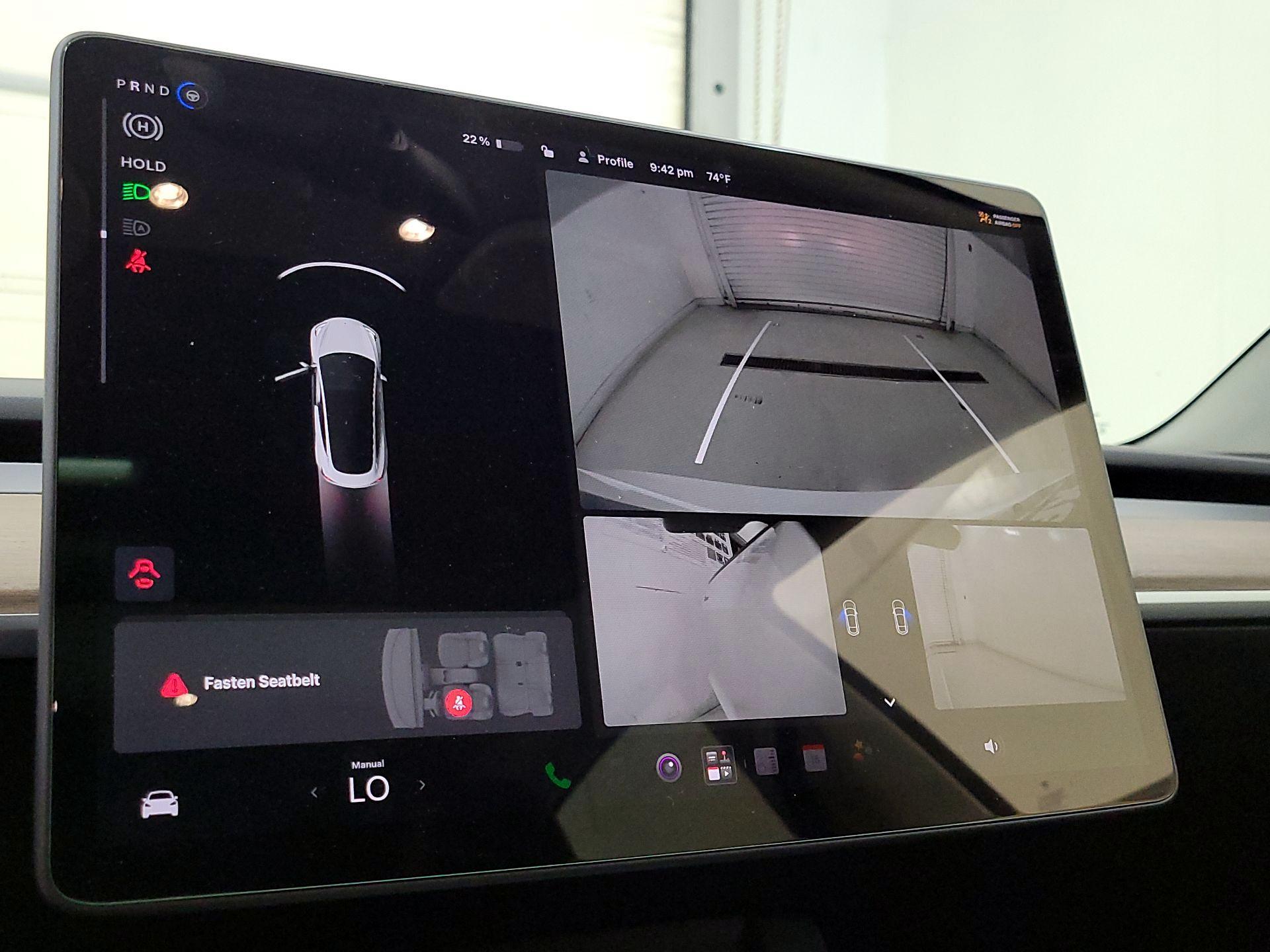 Thumbnail: 2022 Tesla Model 3 - 14