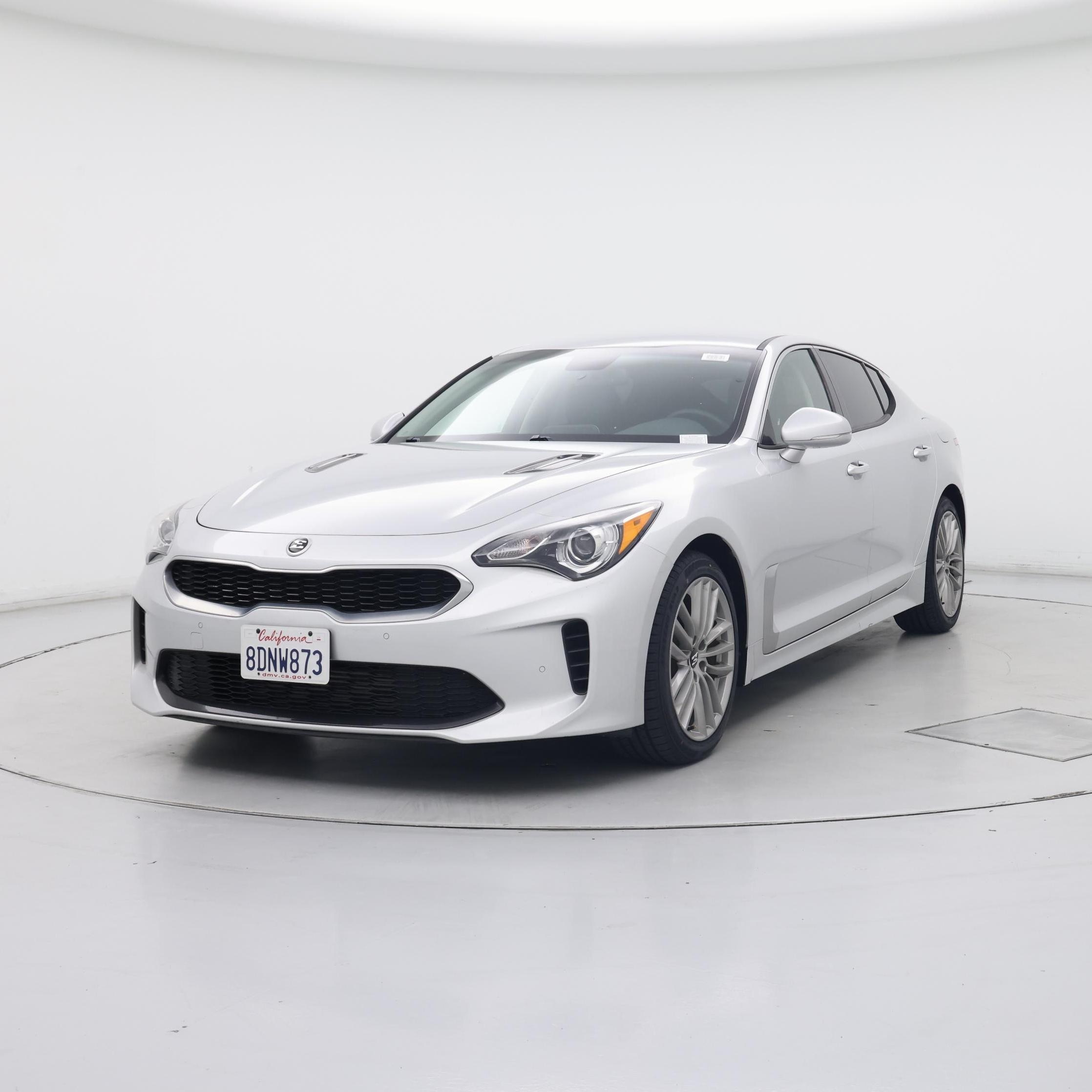 Thumbnail: 2018 Kia Stinger - 4