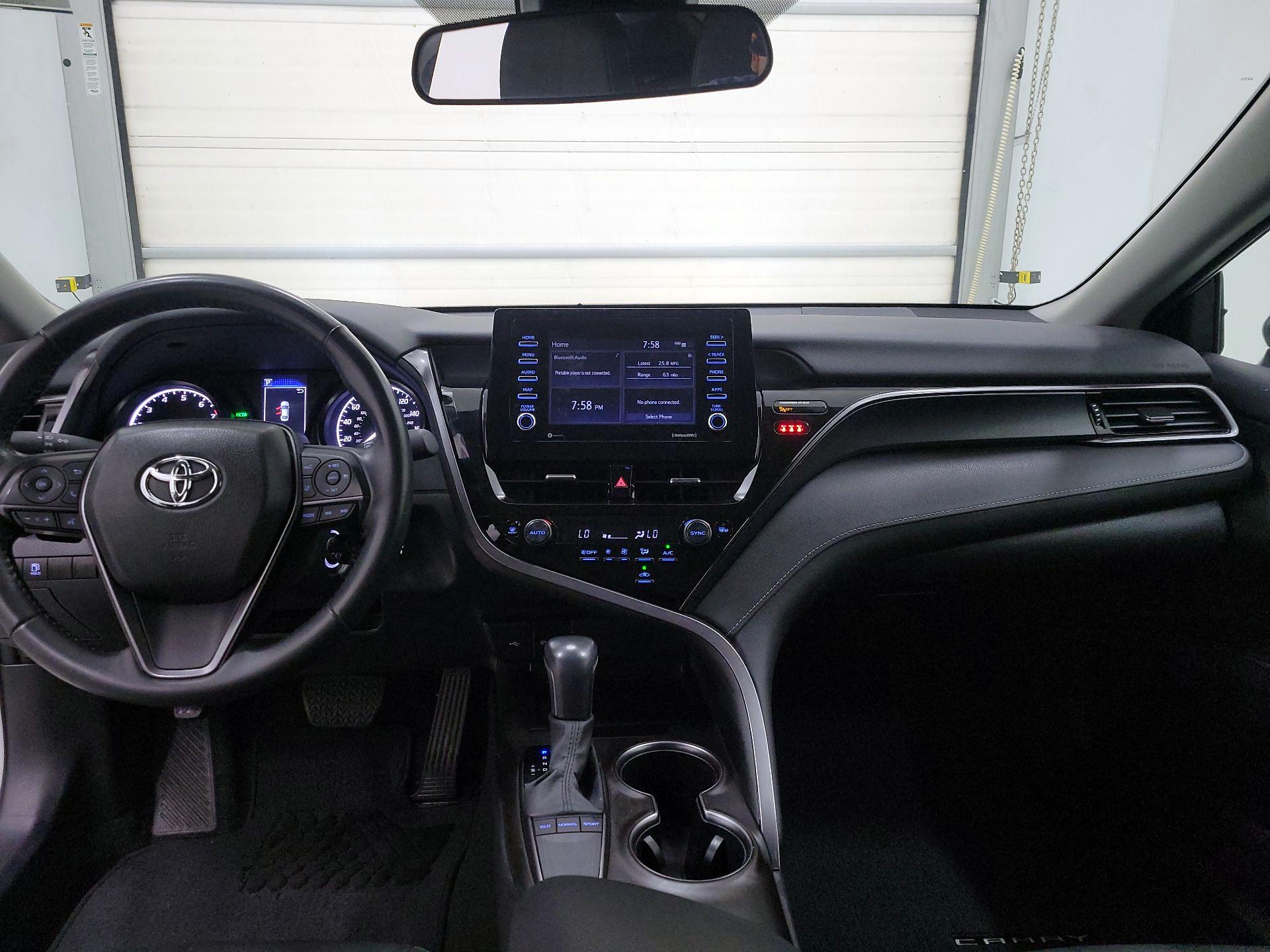 Thumbnail: 2024 Toyota Camry - 9