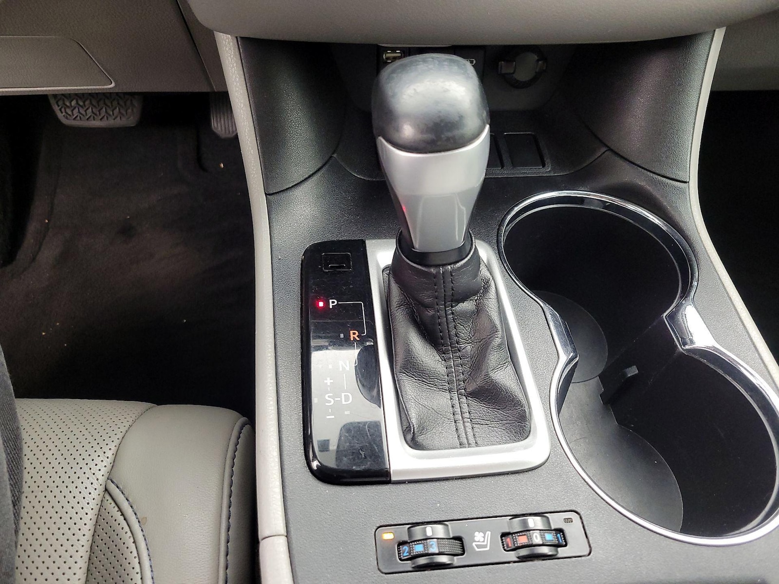 2018 Toyota Highlander Limited - Photo 19