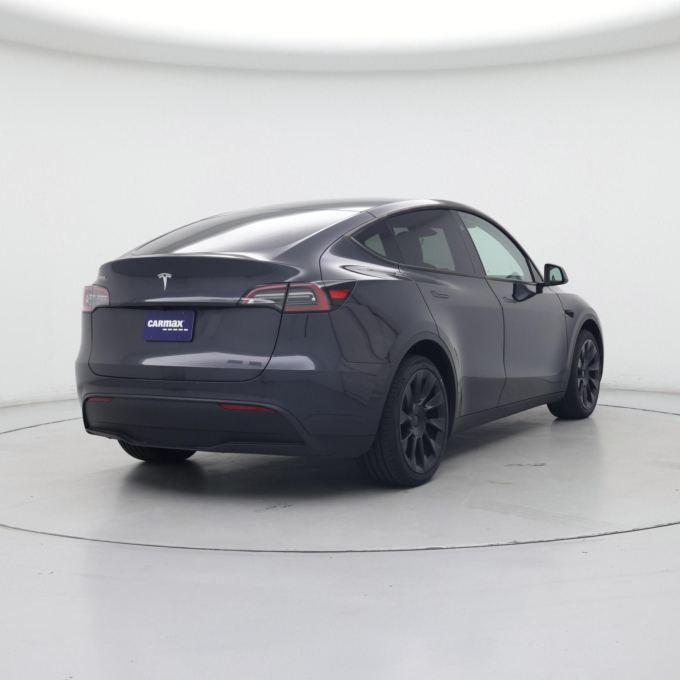 Thumbnail: 2024 Tesla Model Y - 8