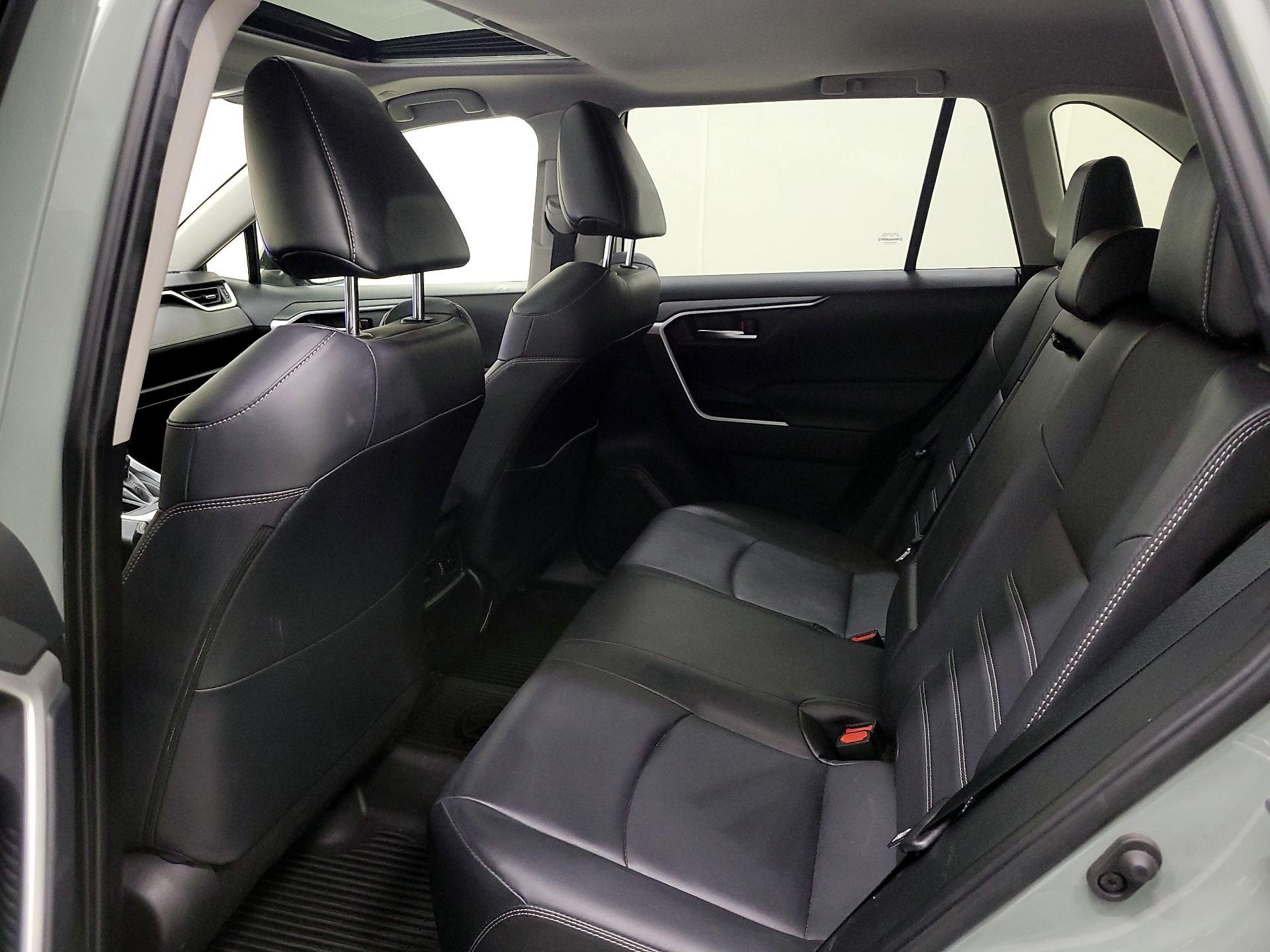Thumbnail: 2023 Toyota RAV4 - 20