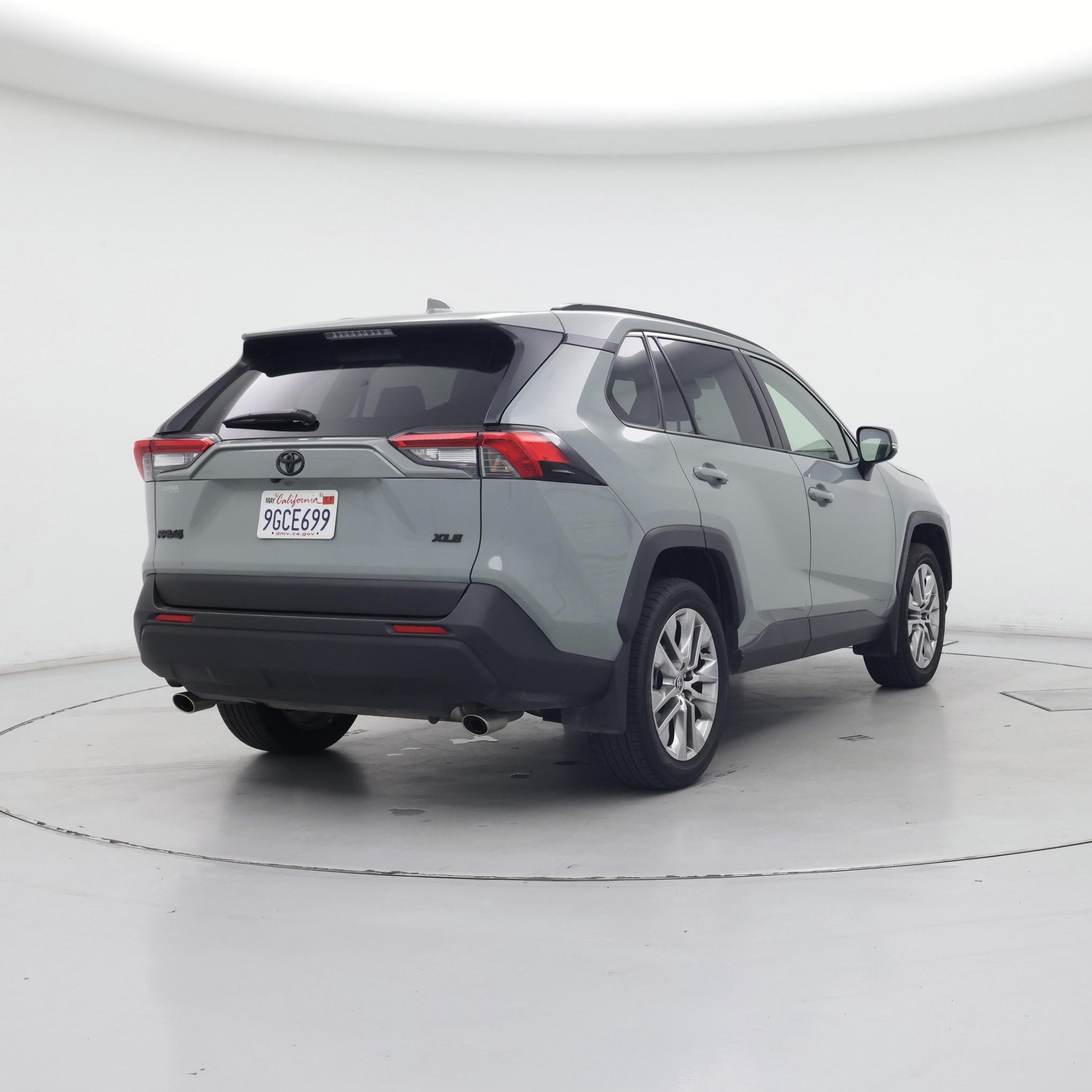 Thumbnail: 2023 Toyota RAV4 - 8