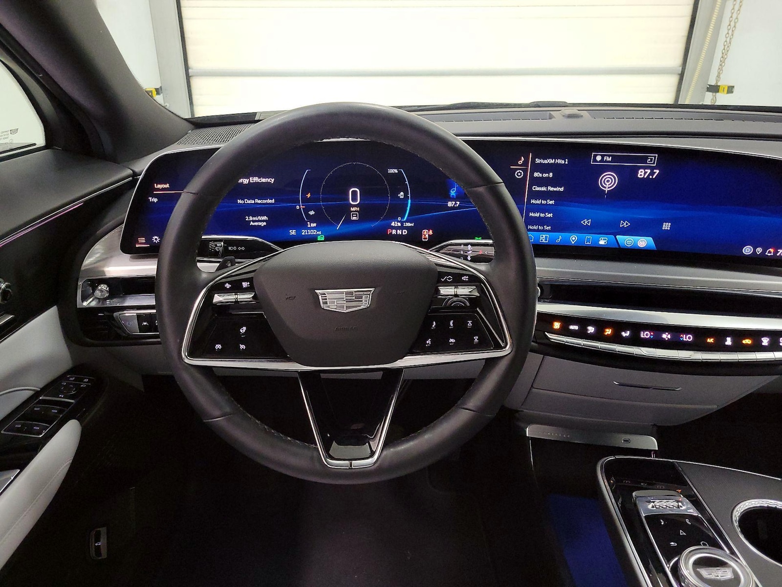 2024 Cadillac LYRIQ Luxury 1 - Photo 11