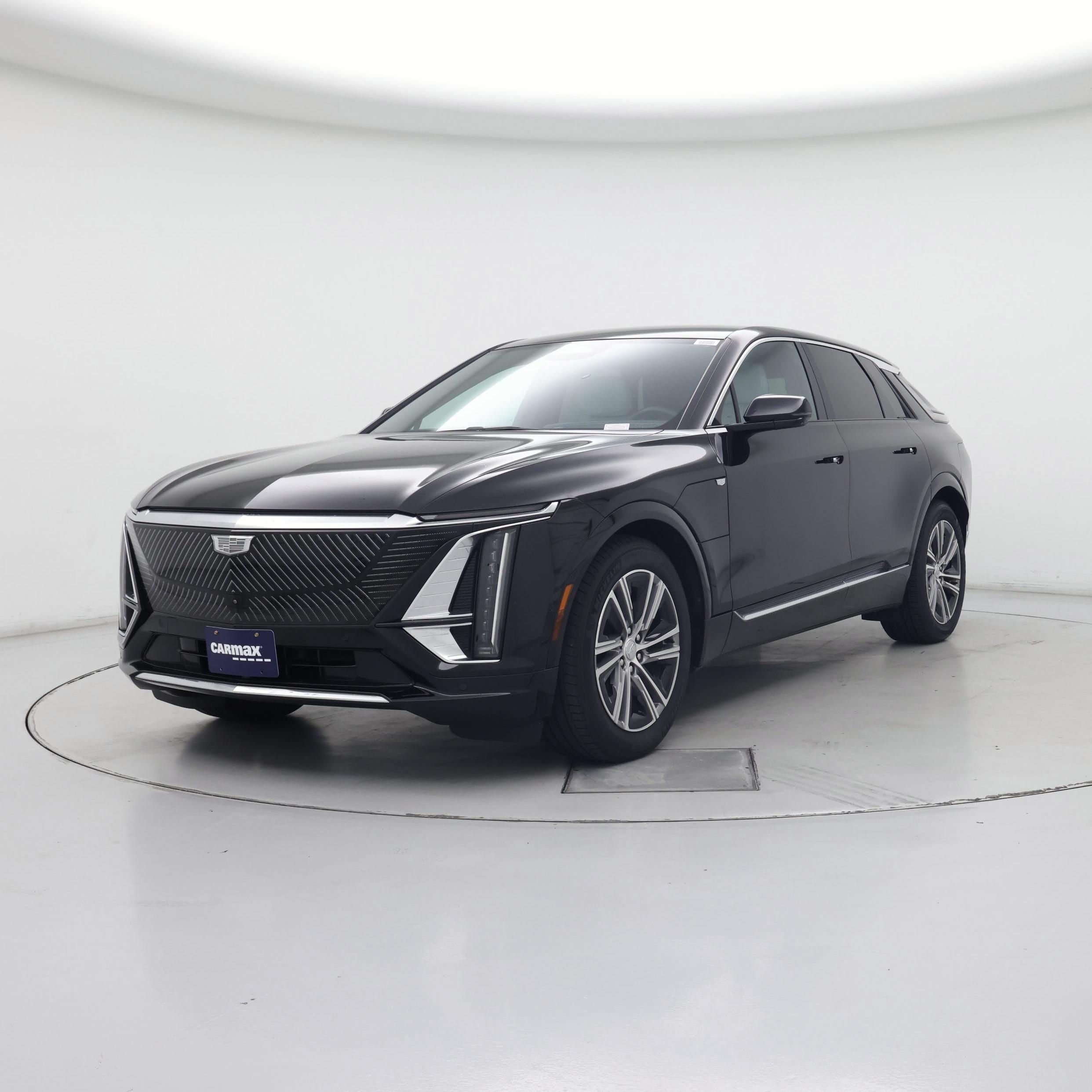 Thumbnail: 2024 Cadillac Lyriq - 4