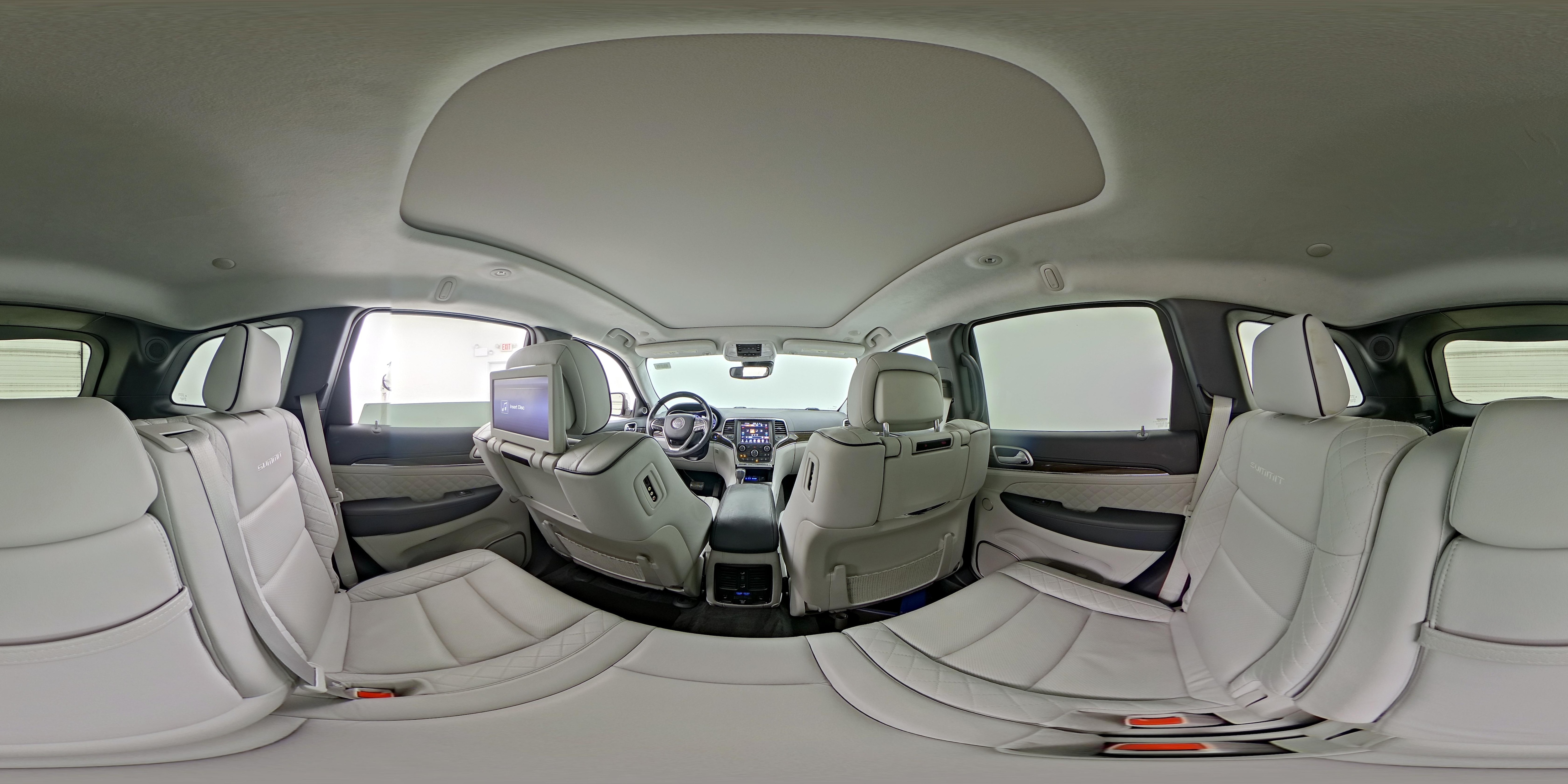 2017 Jeep Grand Cherokee Summit - Photo 27