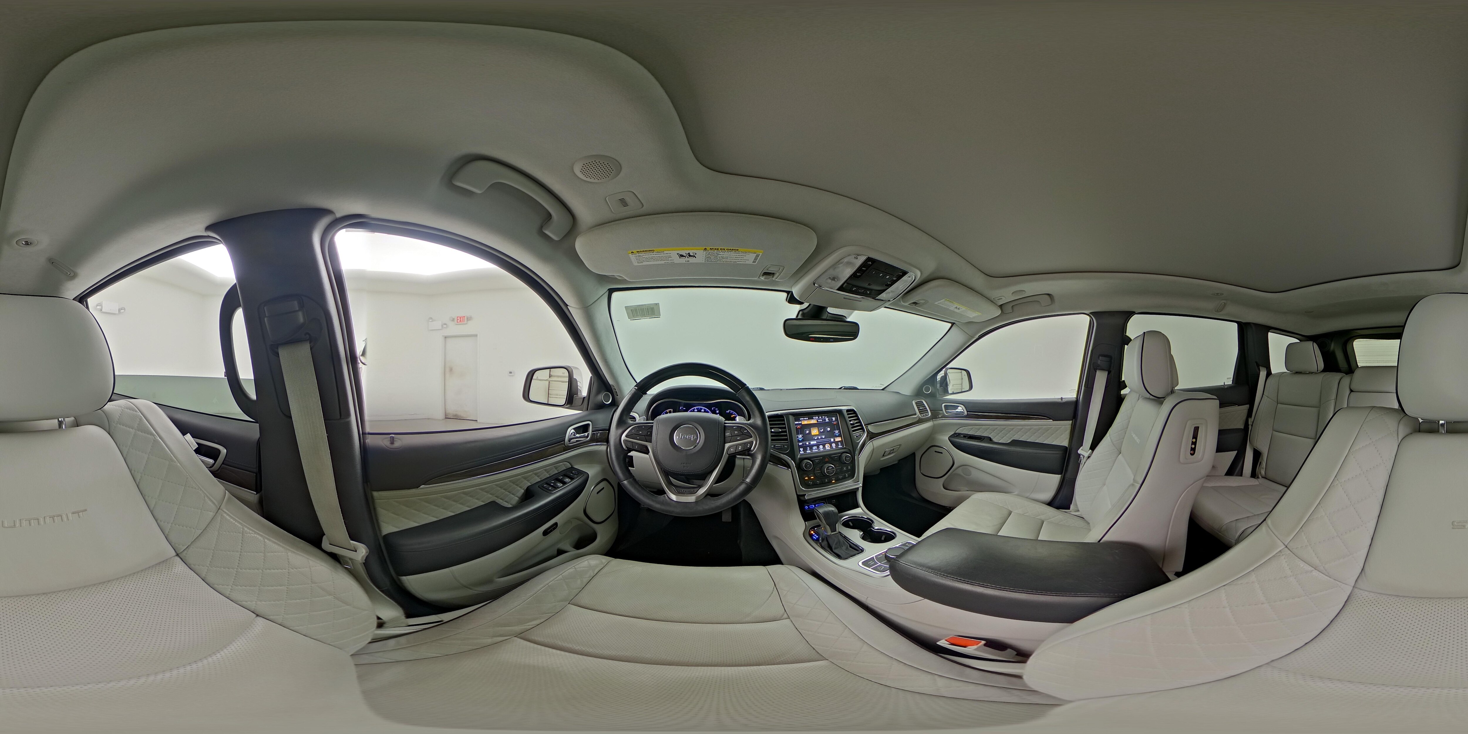 2017 Jeep Grand Cherokee Summit - Photo 28