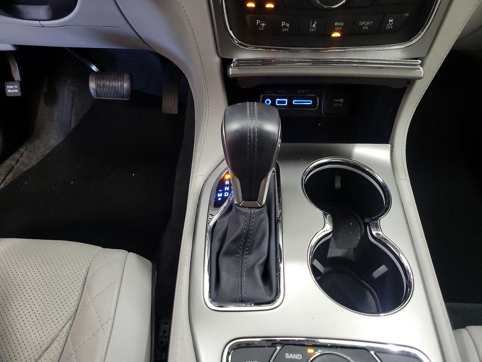 2017 Jeep Grand Cherokee Summit - Photo 19