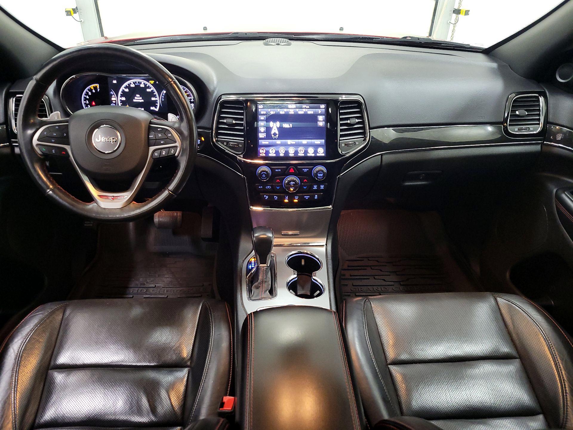 Thumbnail: 2020 Jeep Grand Cherokee - 9