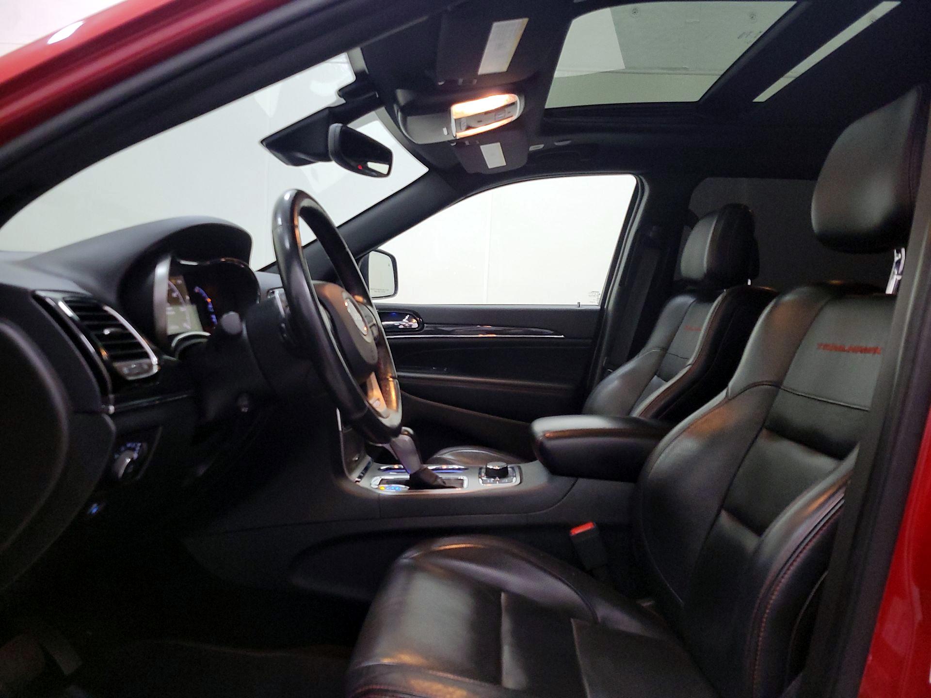 Thumbnail: 2020 Jeep Grand Cherokee - 19