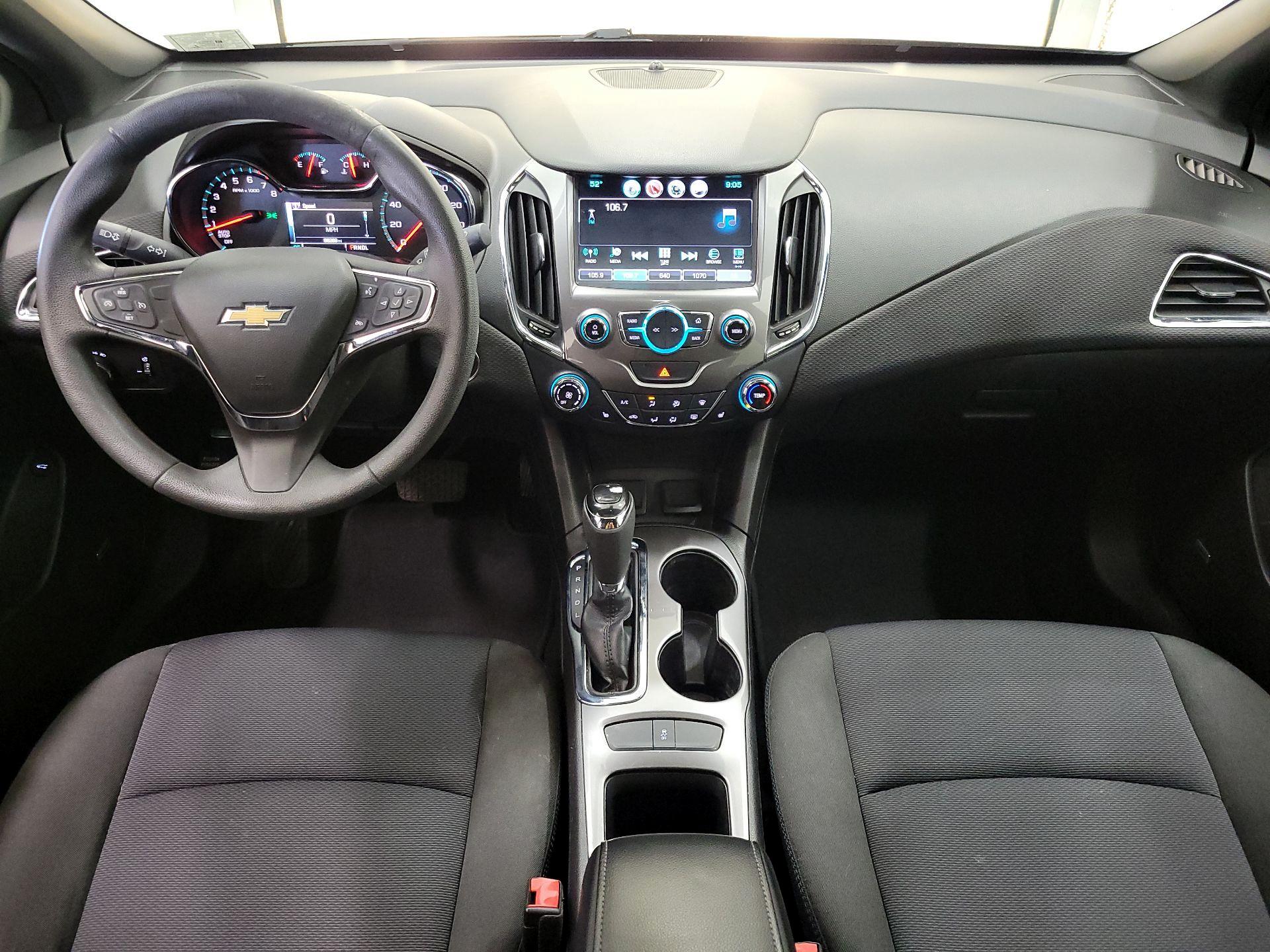 Thumbnail: 2016 Chevrolet Cruze - 9