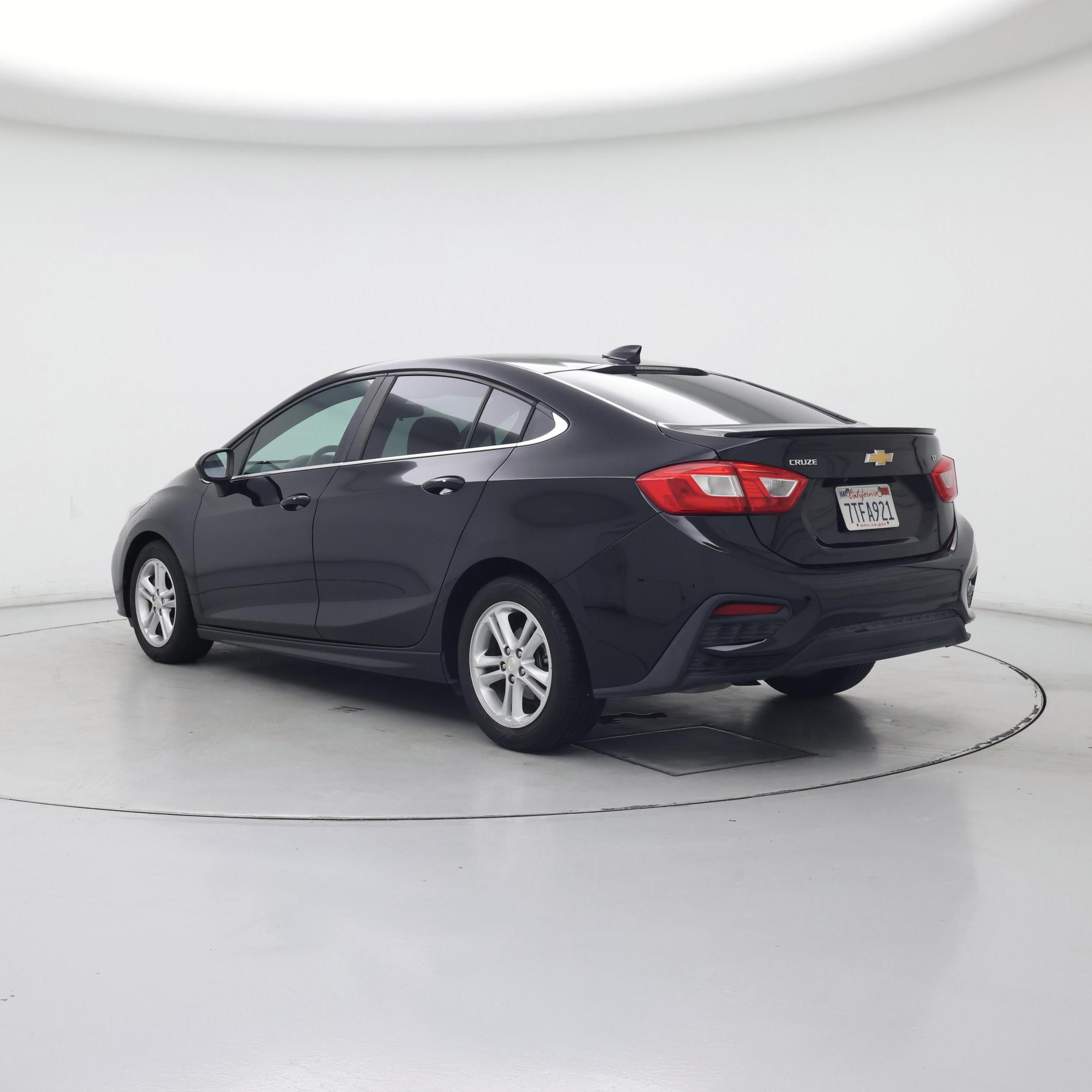Thumbnail: 2016 Chevrolet Cruze - 2