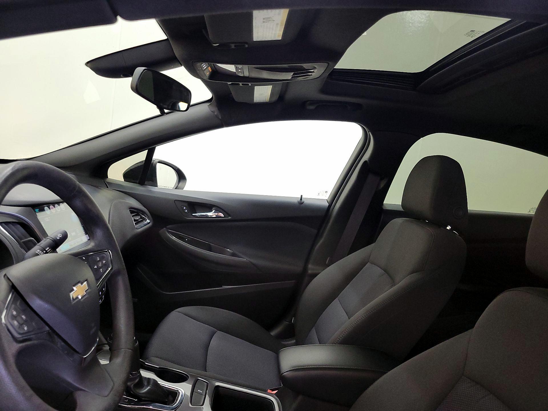Thumbnail: 2016 Chevrolet Cruze - 19
