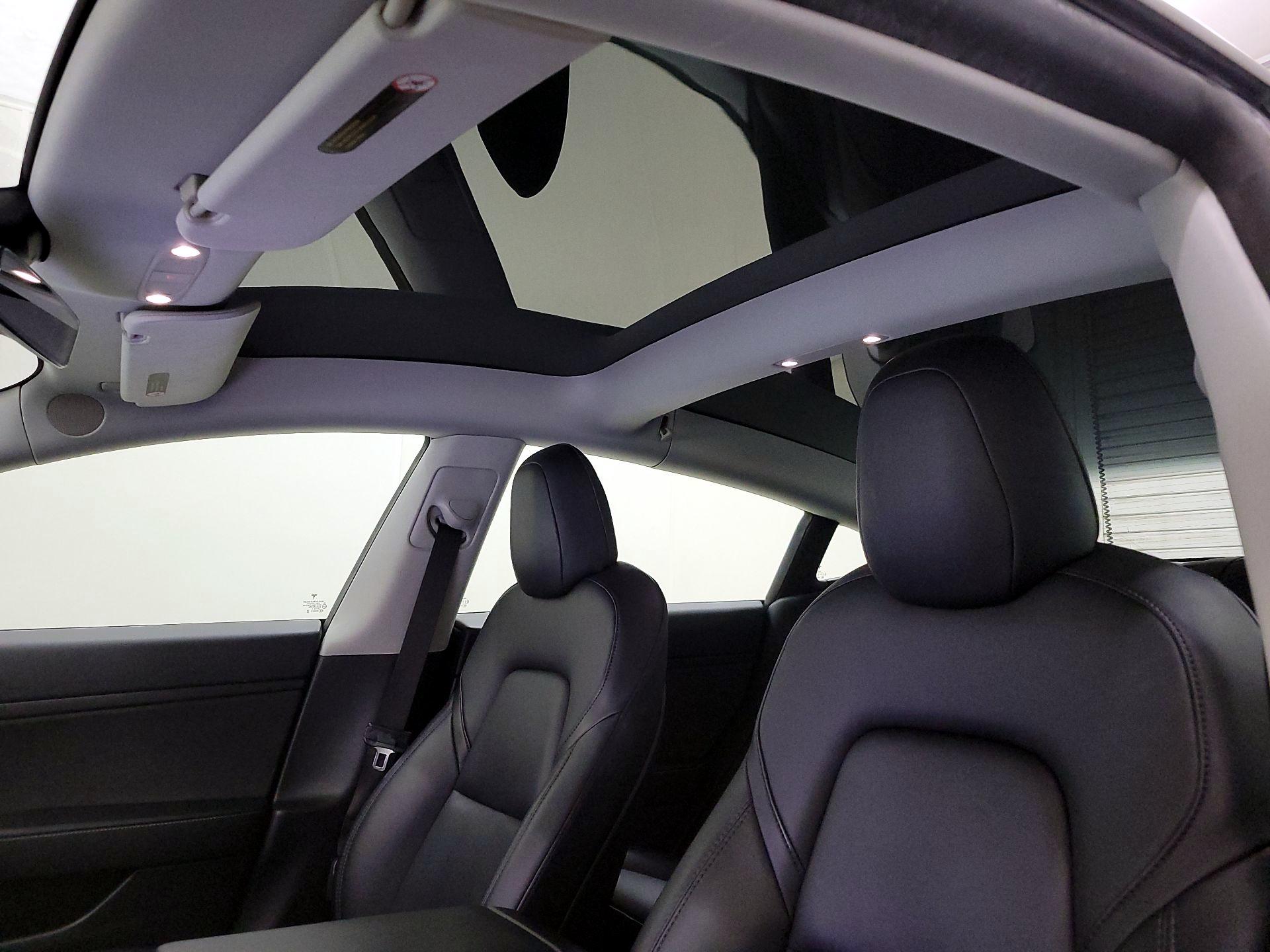 Thumbnail: 2021 Tesla Model 3 - 18