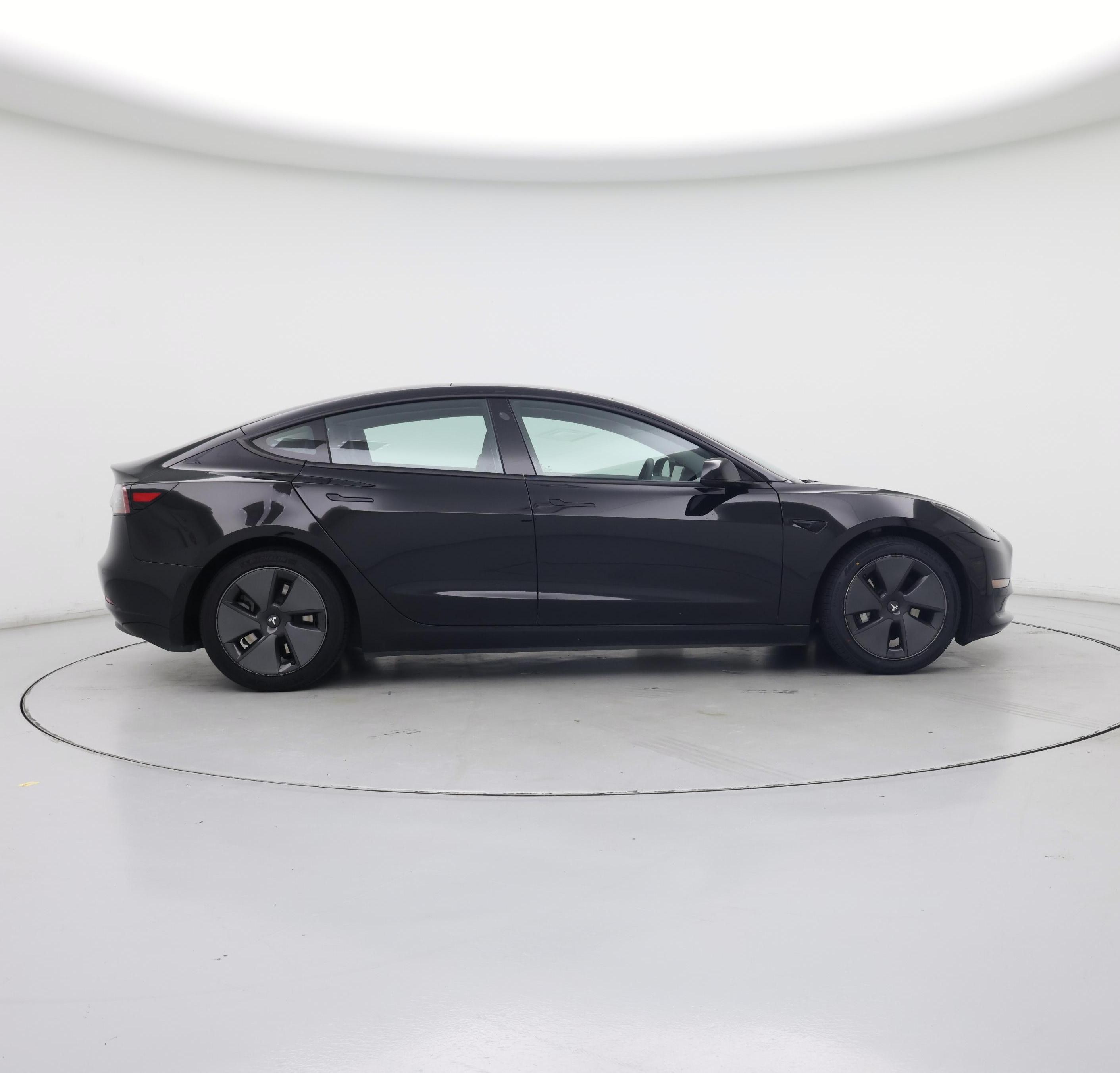 Thumbnail: 2021 Tesla Model 3 - 7