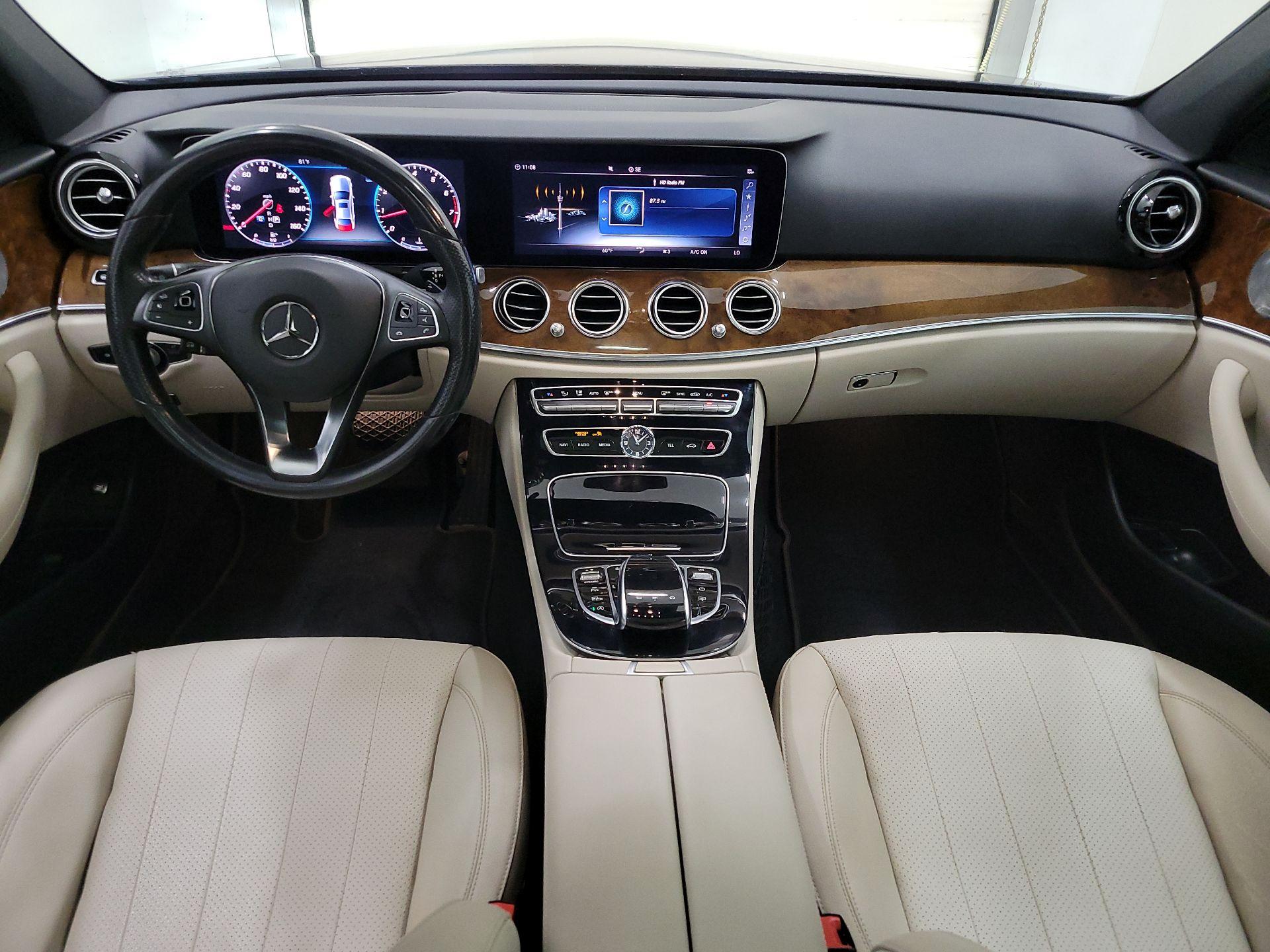 Thumbnail: 2018 Mercedes-Benz E-Class - 9