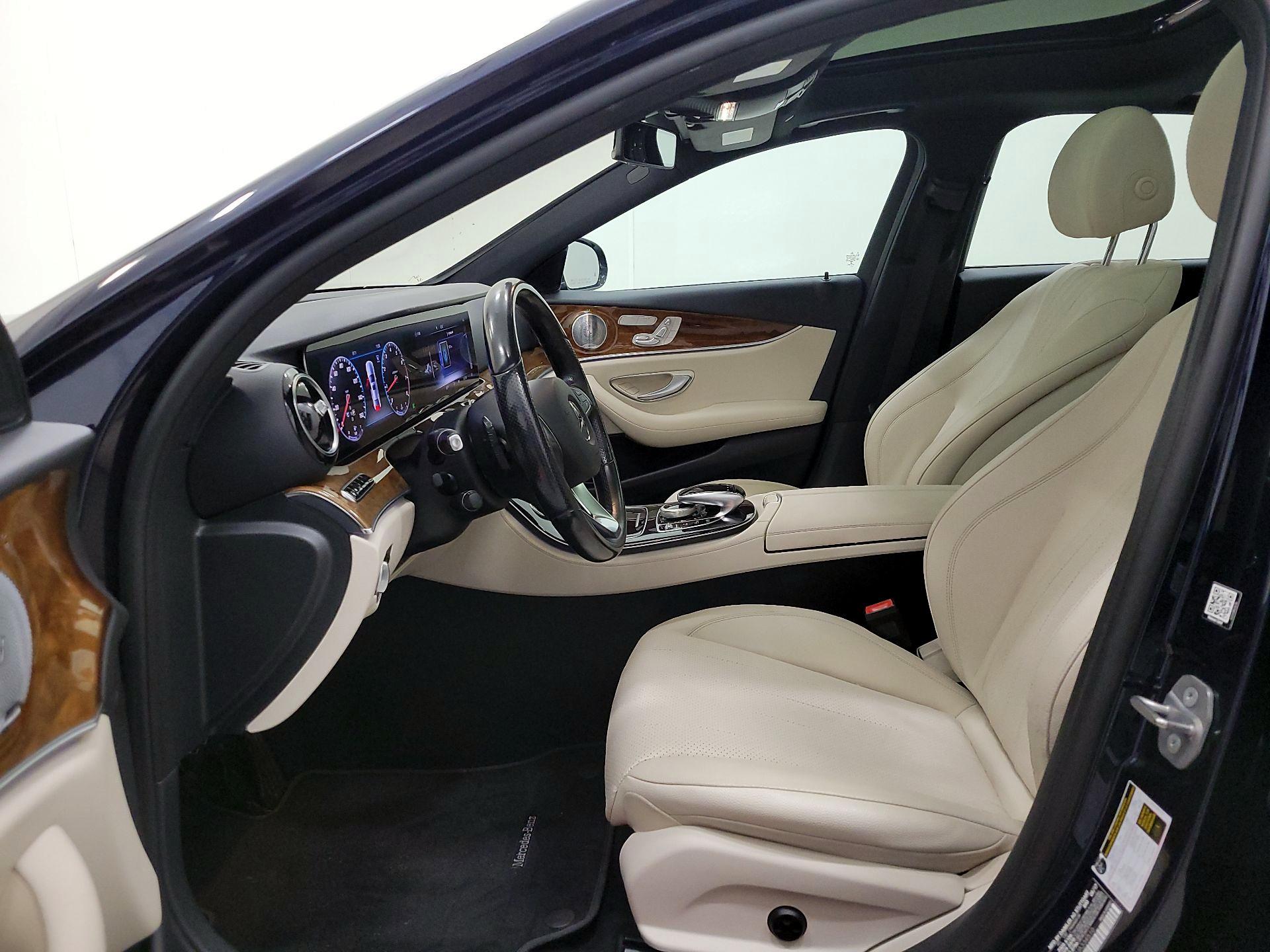 Thumbnail: 2018 Mercedes-Benz E-Class - 11