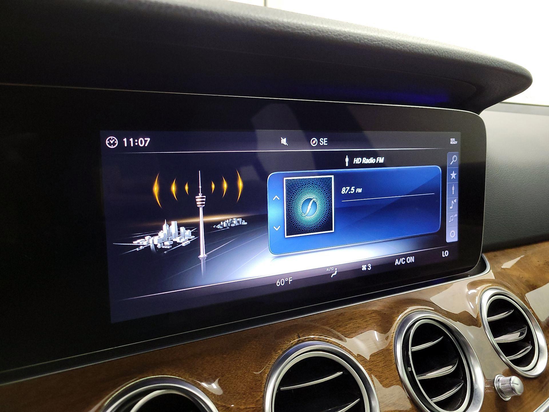 Thumbnail: 2018 Mercedes-Benz E-Class - 16